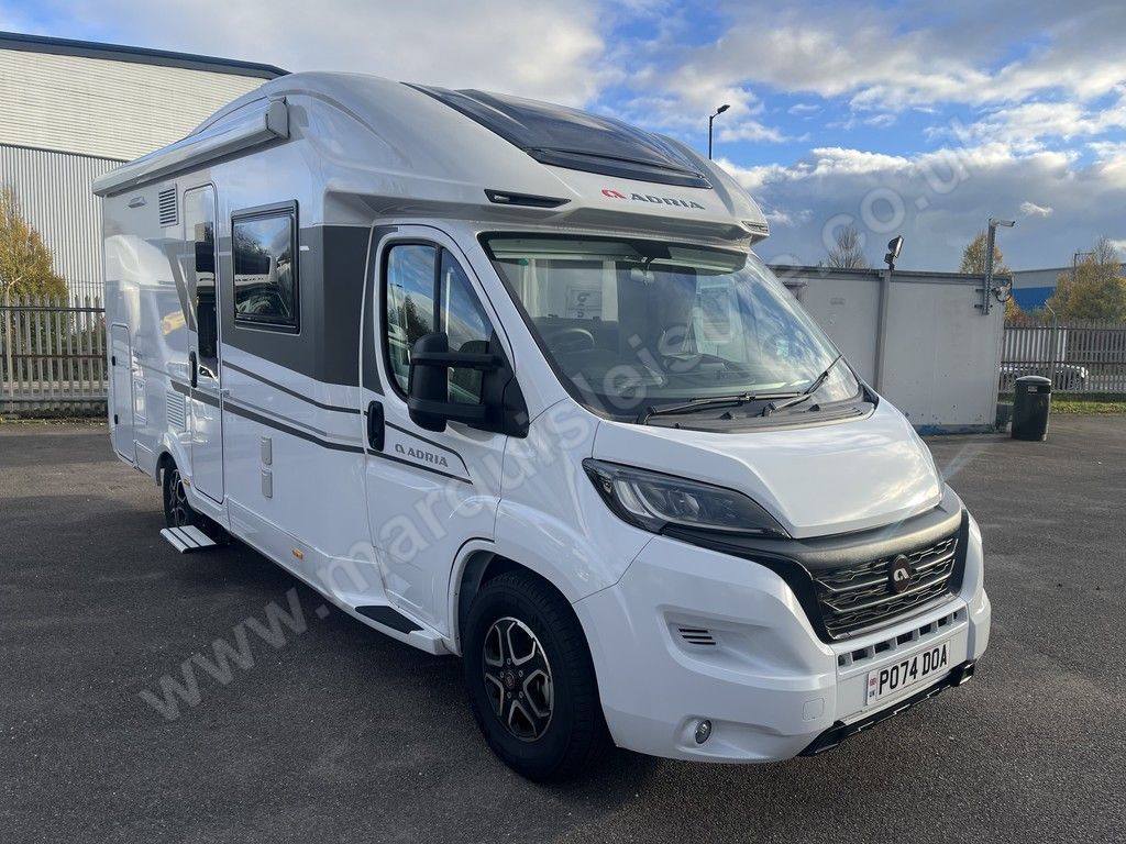 2024 Adria MATRIX AXESS 600 DT - Exterior - Front