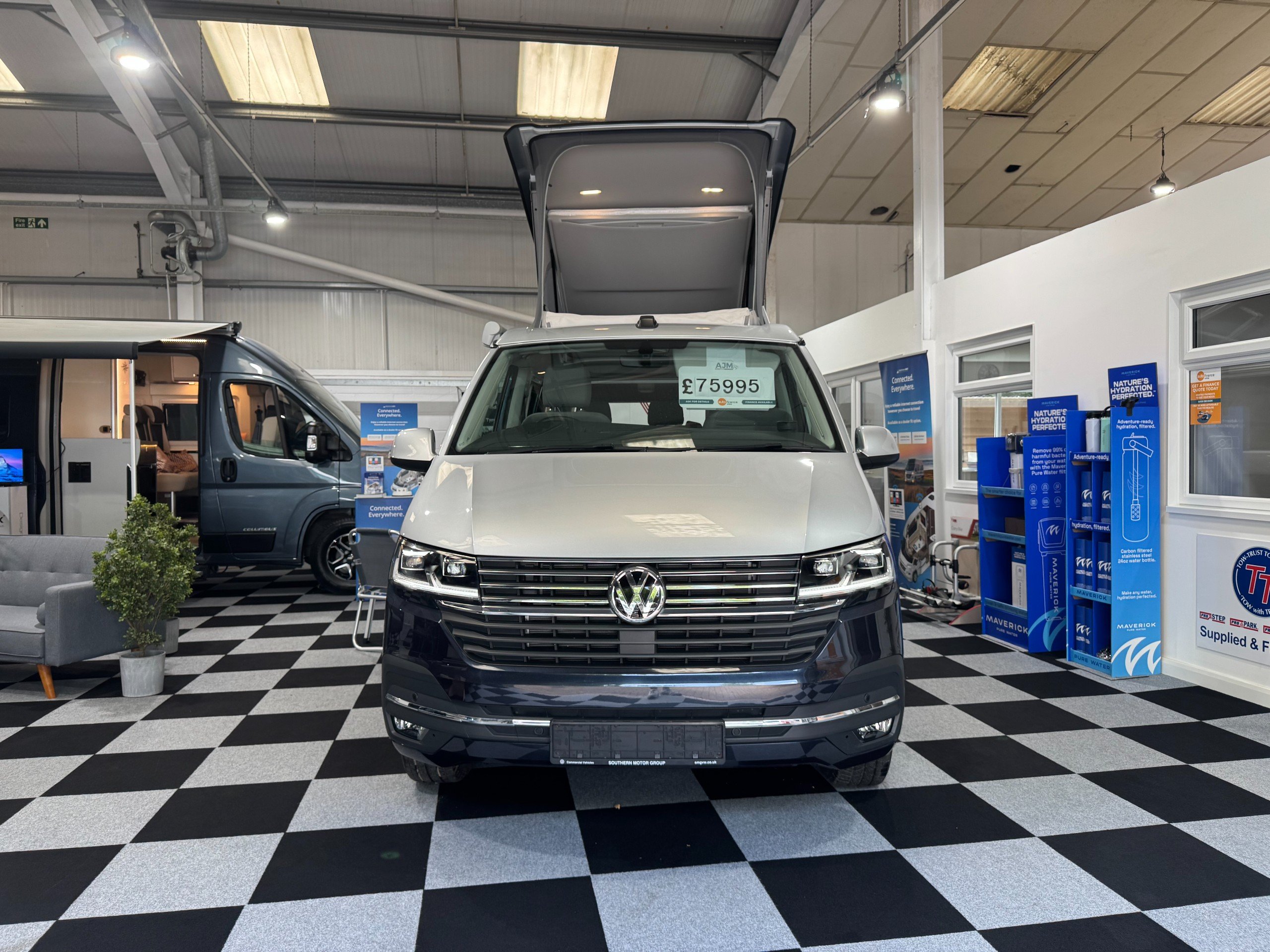 2023 Volkswagen California Ocean - Exterior - Front
