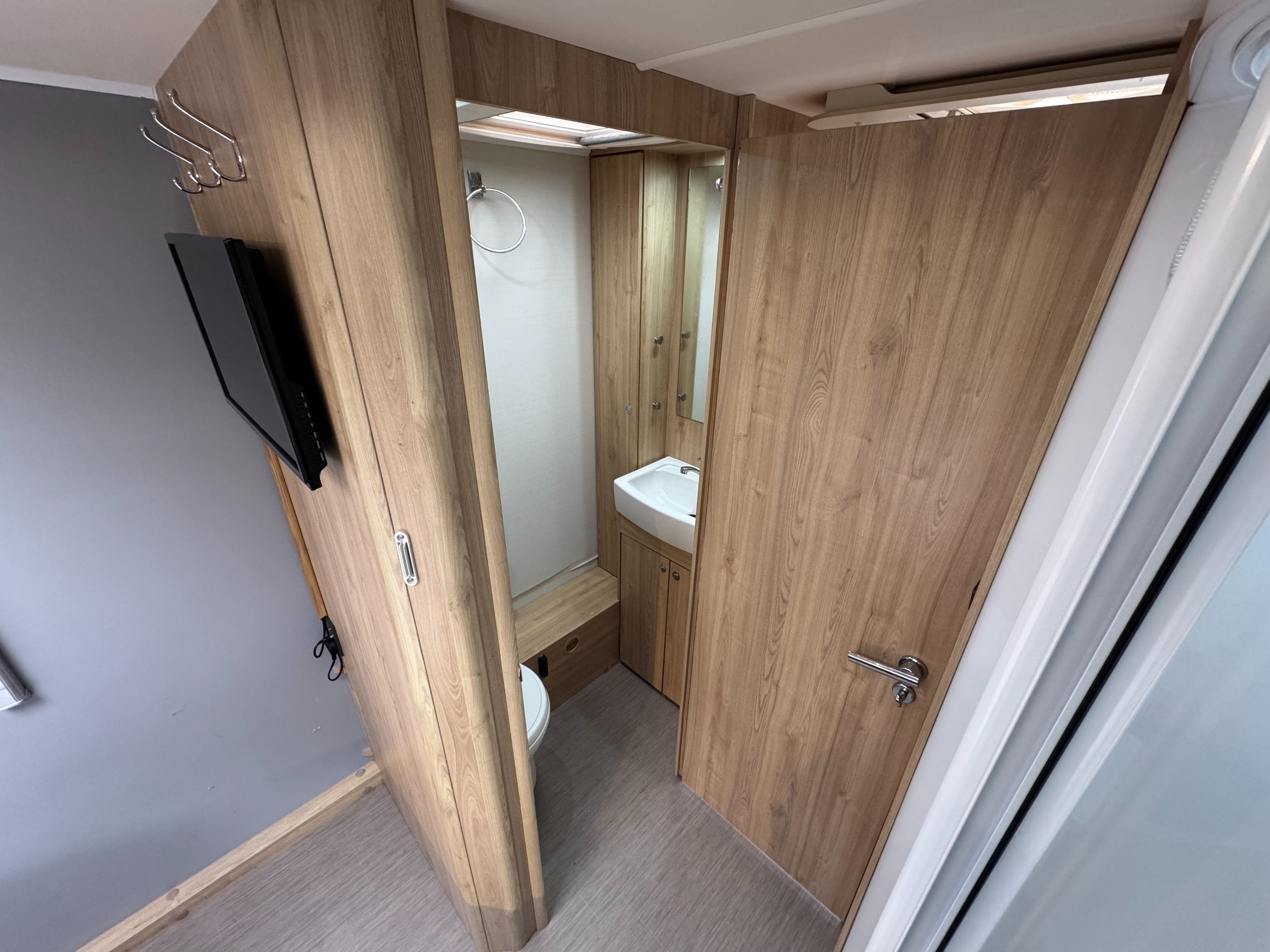 2016 Elddis Penshurst Sussex Edition