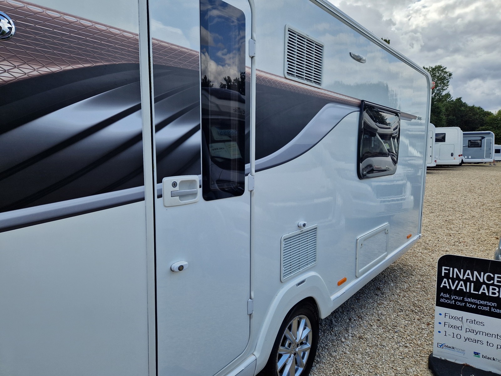 2020 Swift Elegance