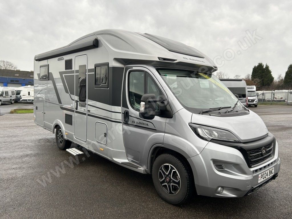 2024 Adria CORAL SUPREME 670 DC - Exterior - Front