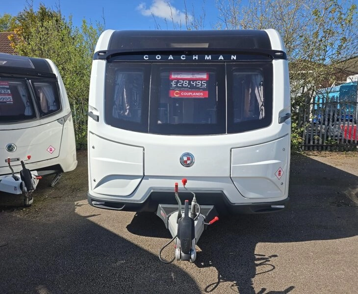Coachman Vip 575 - Exterior - Front