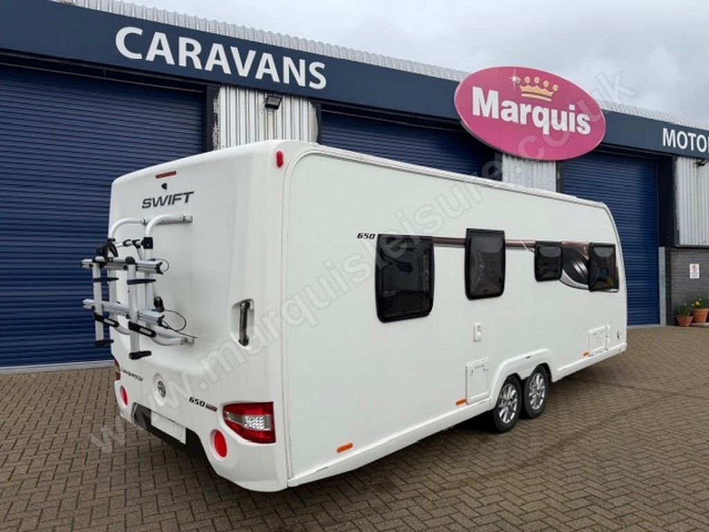 Exterior - Rear