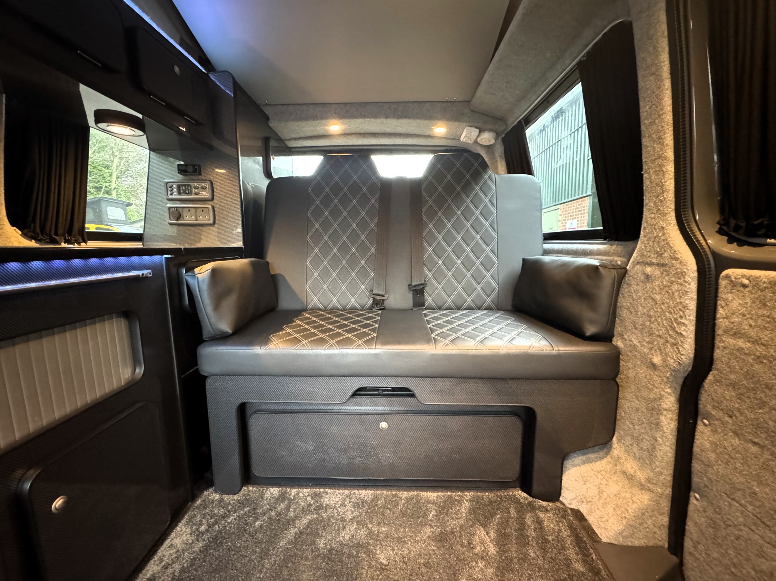2019 Volkswagen Transporter Camper King