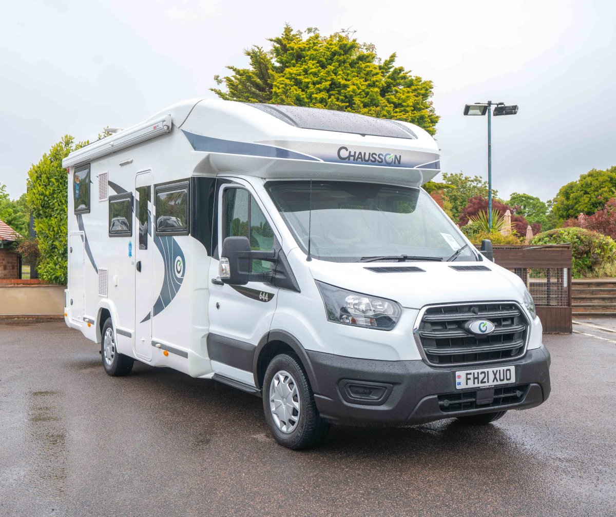 Ford Chausson First Line 644 130BHP - Exterior - Front