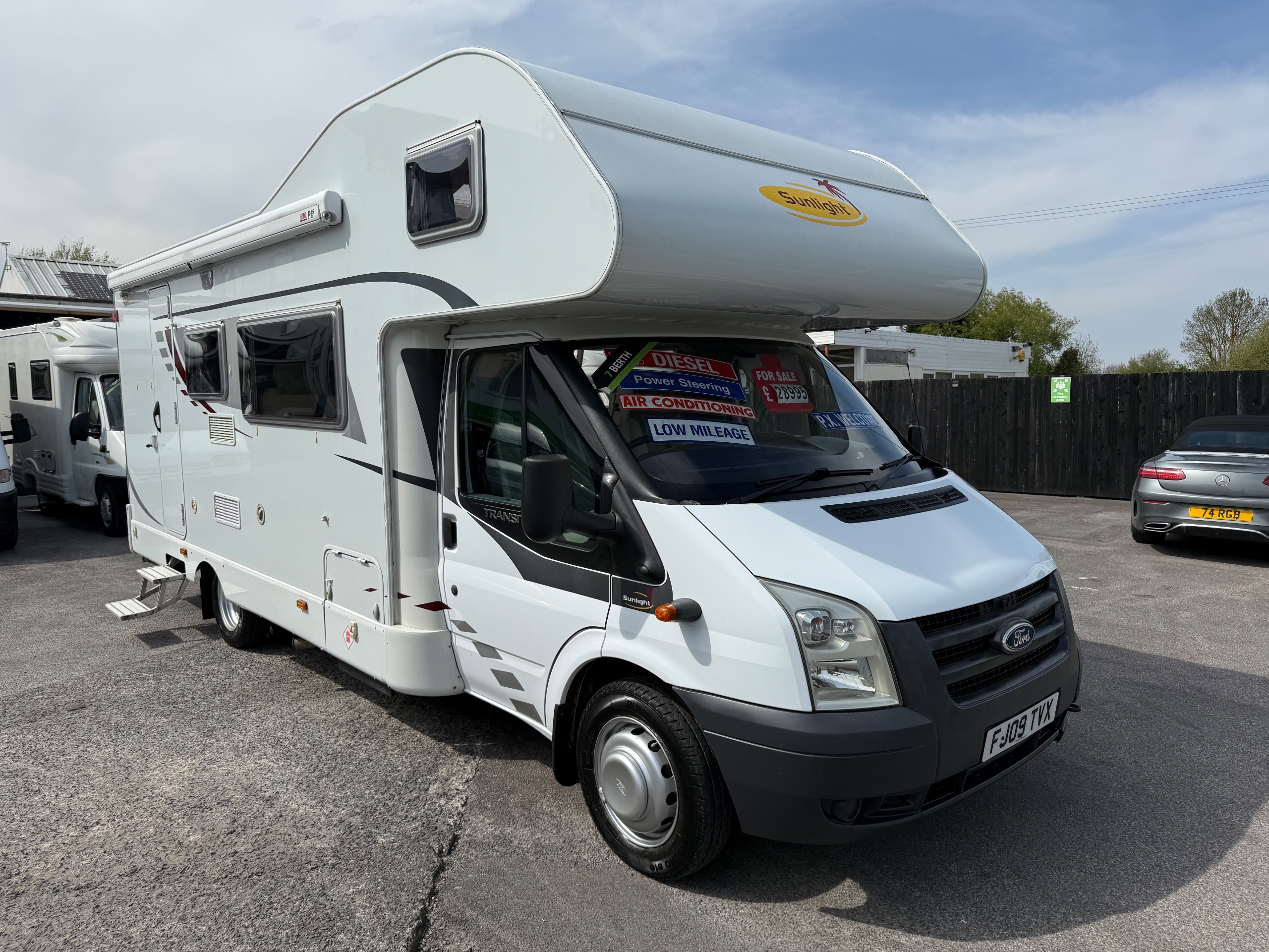 2009 Sunlight Ford Transit (Can Be Driven On A Normal Licence 3500Kg)