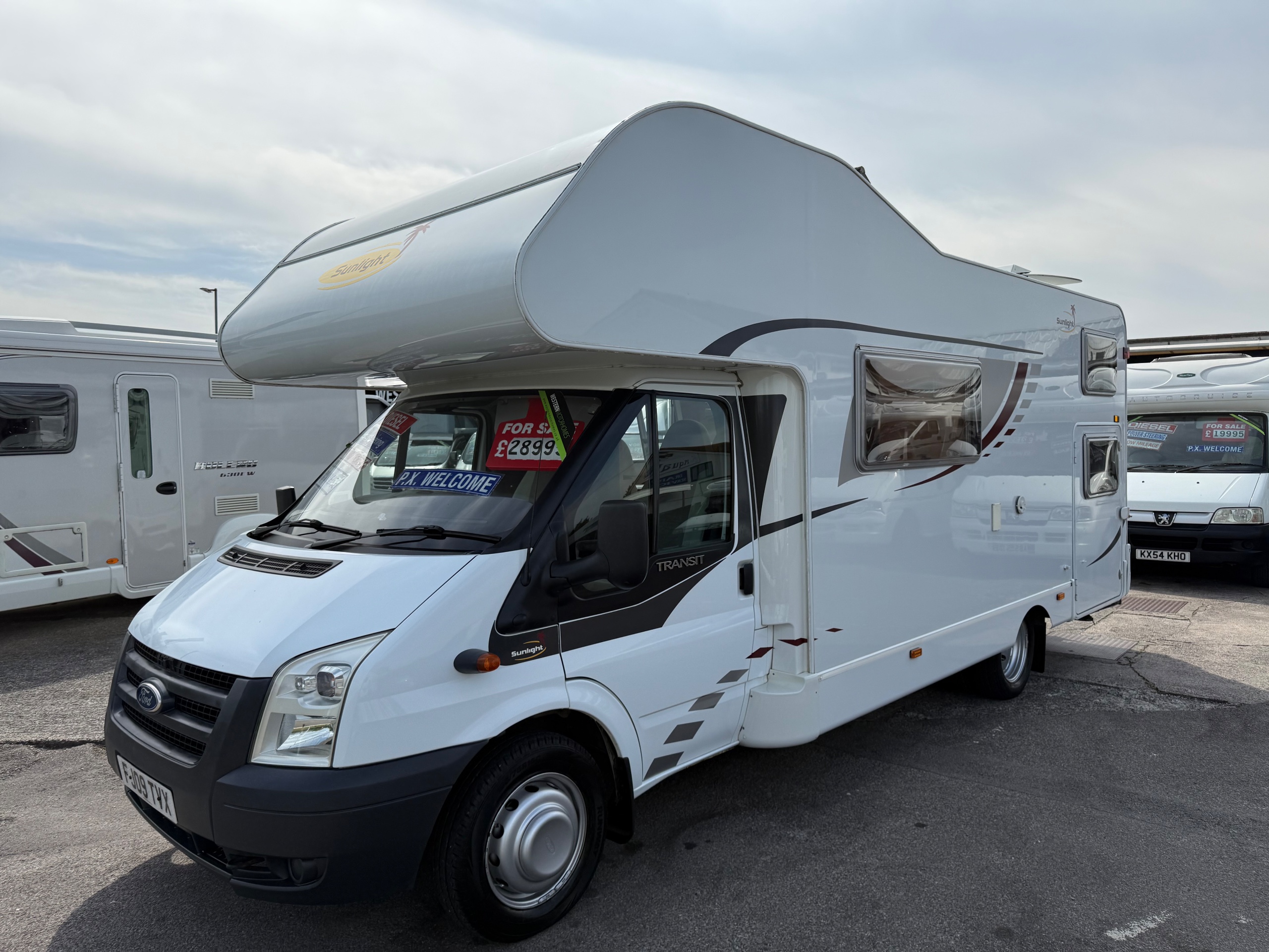 2009 Sunlight Ford Transit (Can Be Driven On A Normal Licence 3500Kg)
