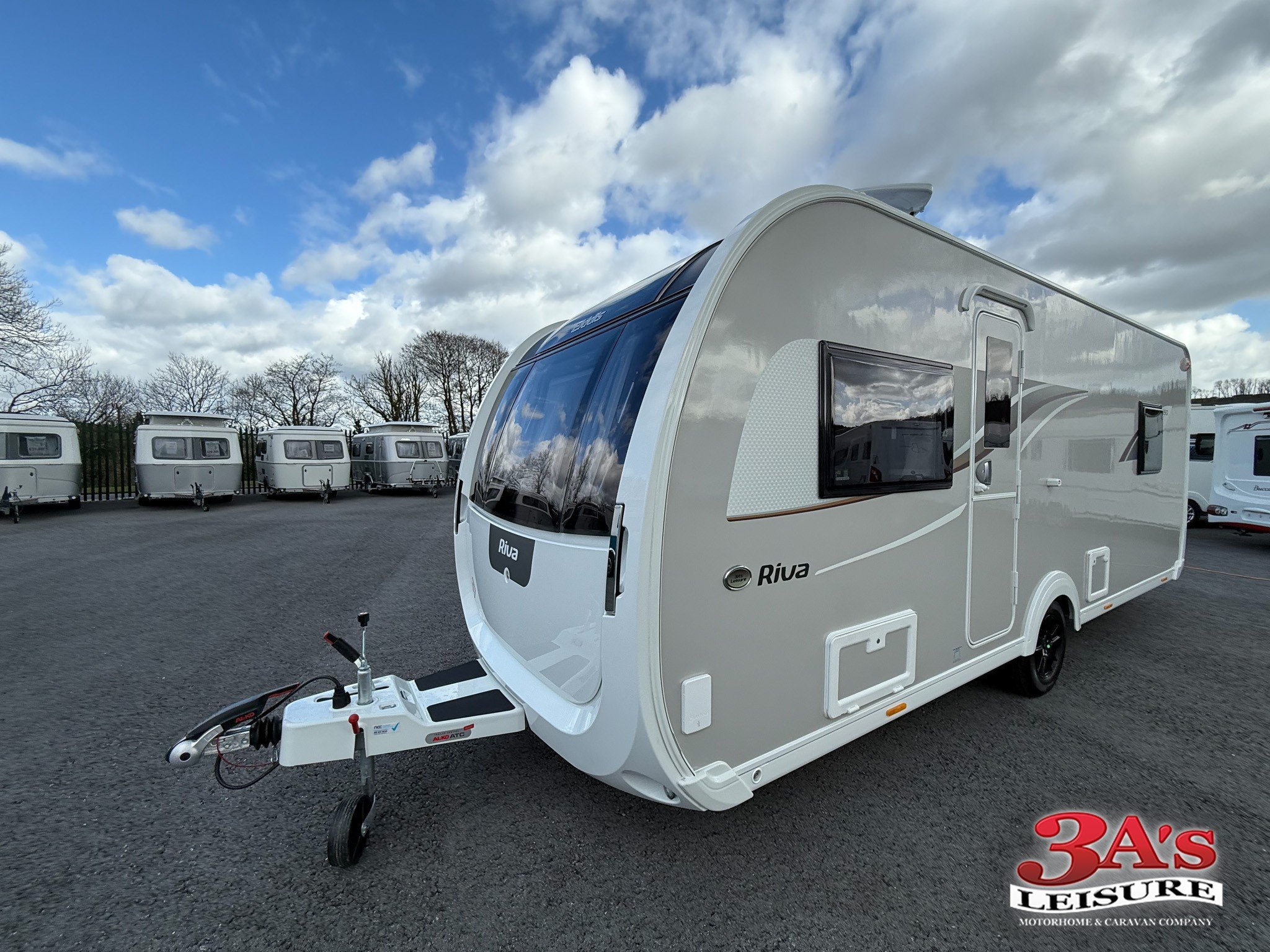 2025 Elddis Riva 550 New 2-Berth Caravan with Island-Bed Layout