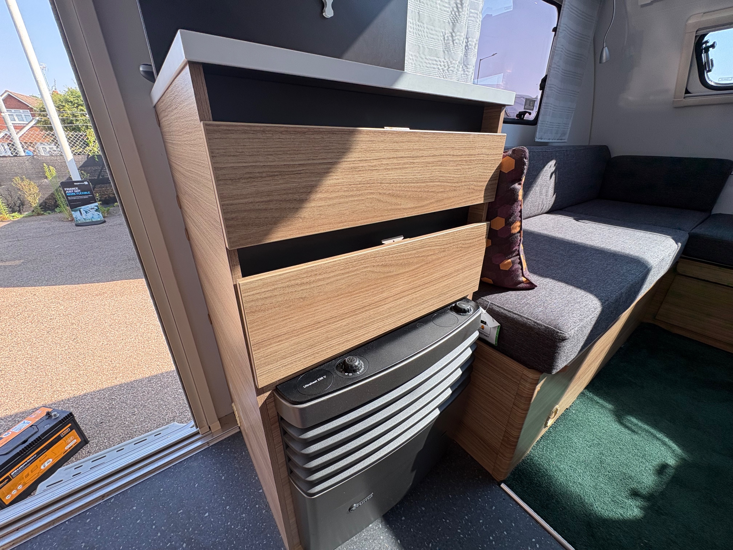 2023 Adria Action 361LT