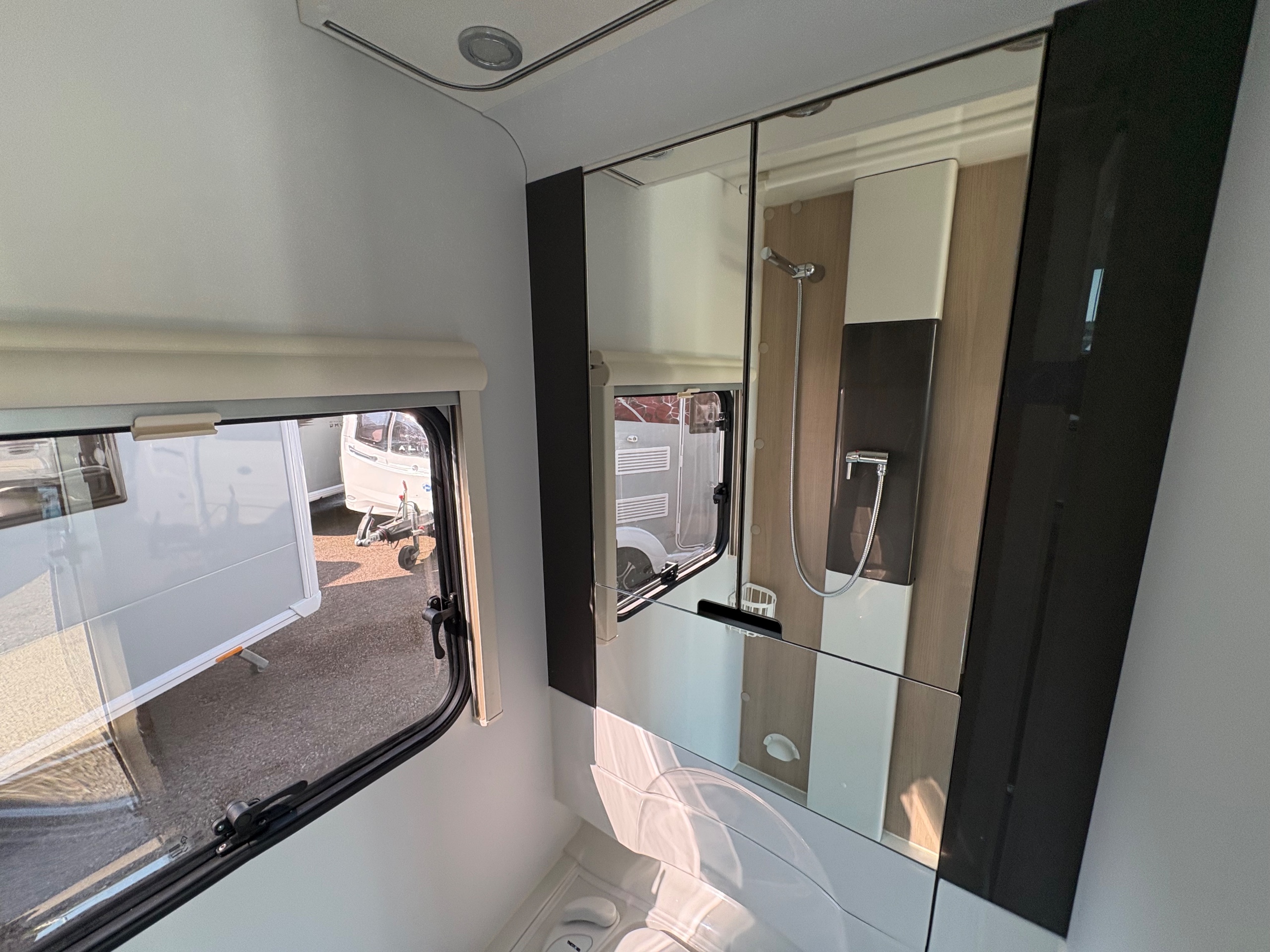2023 Adria Action 361LT