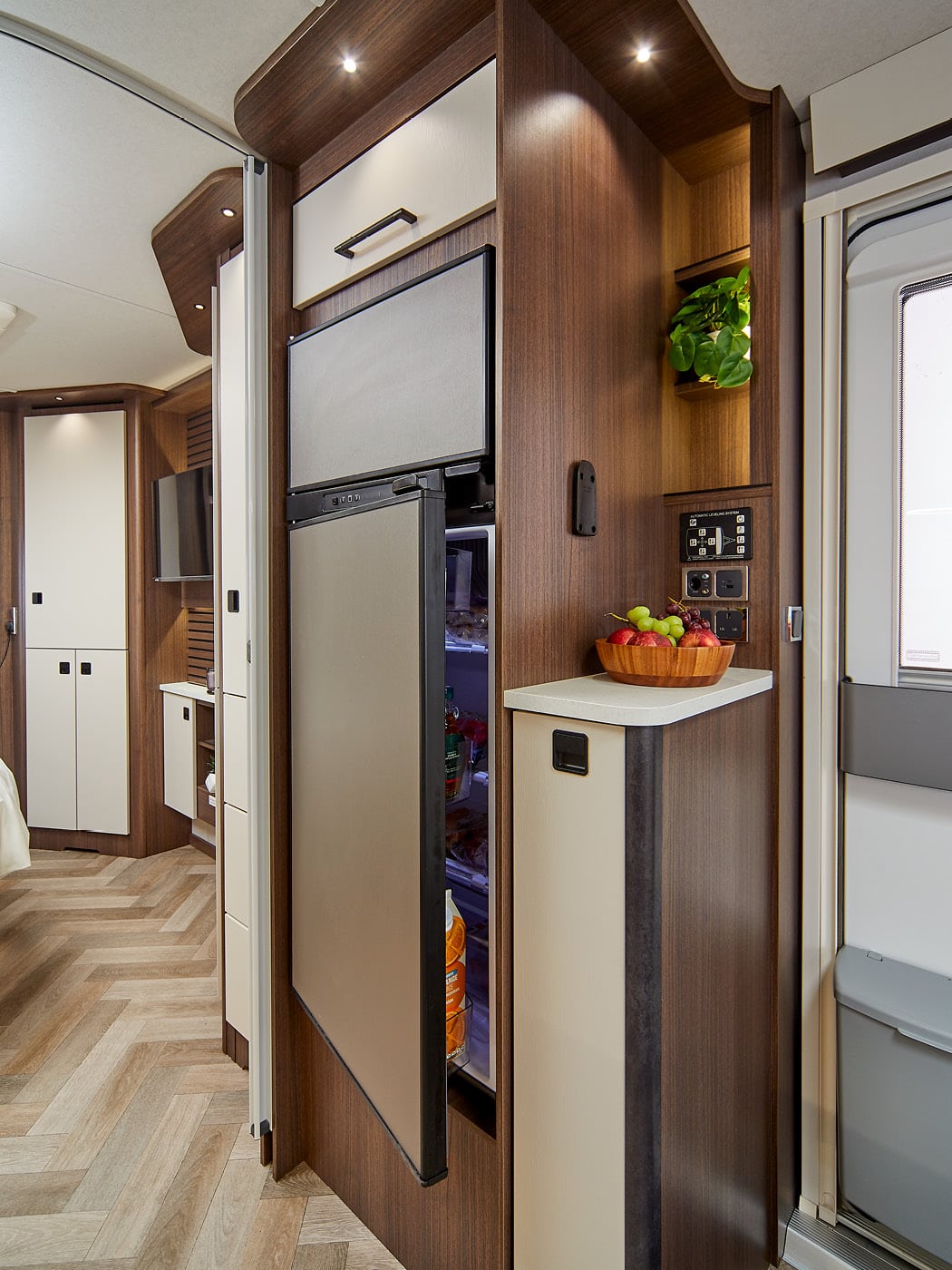 Coachman Lusso III