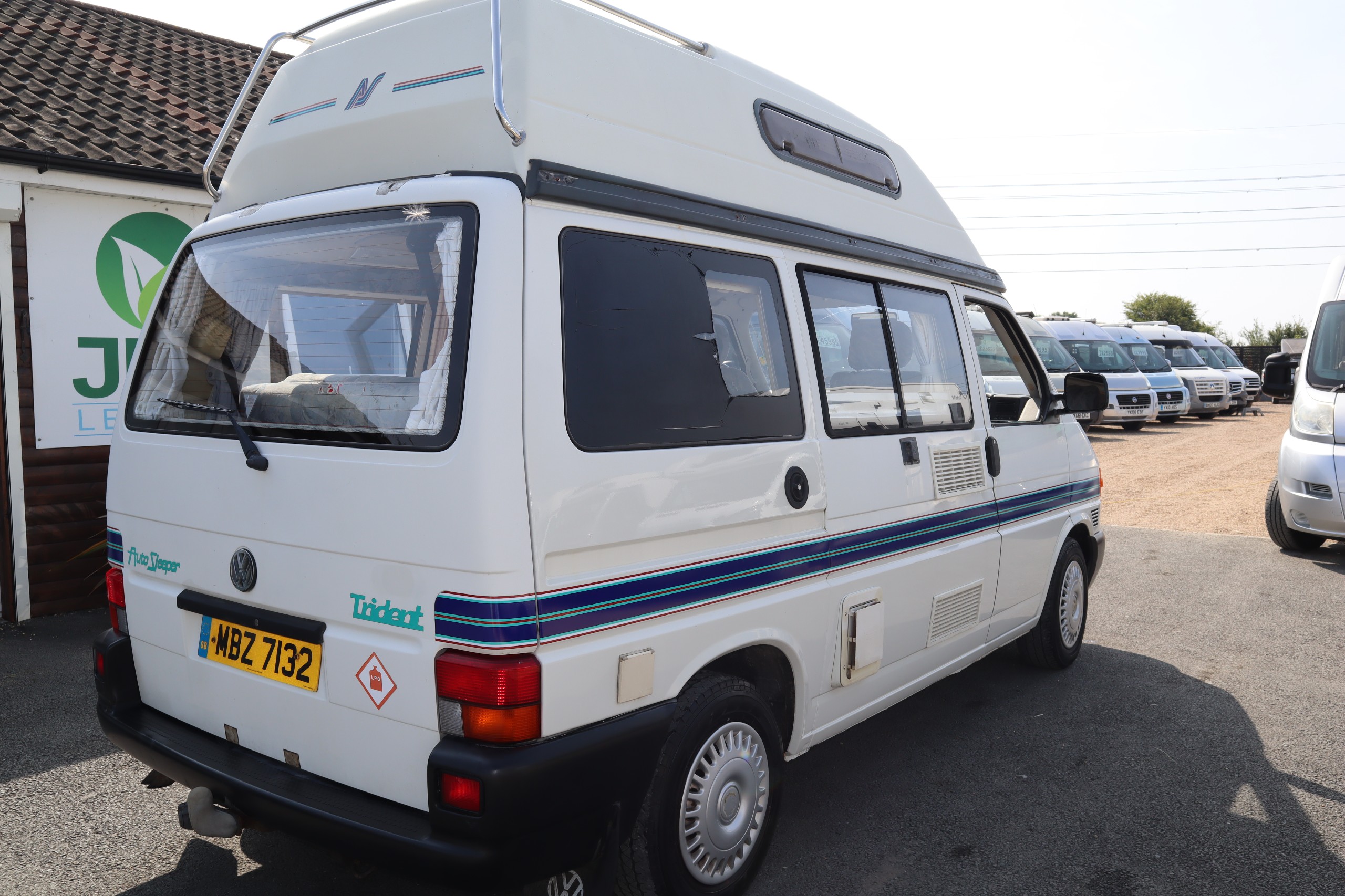 Exterior - Rear