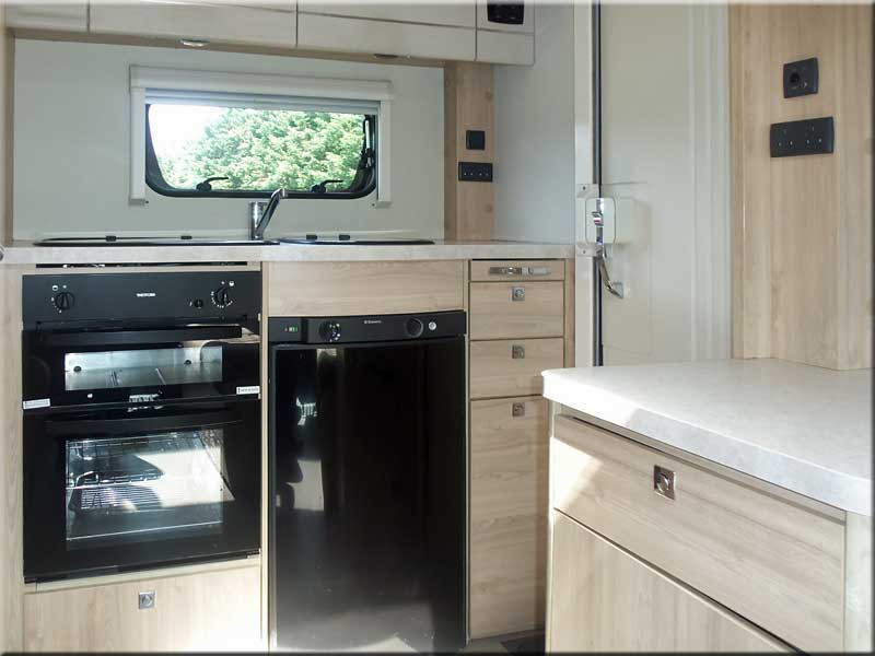 2016 Elddis Autoquest 115 Evolution Peugeot Boxer
