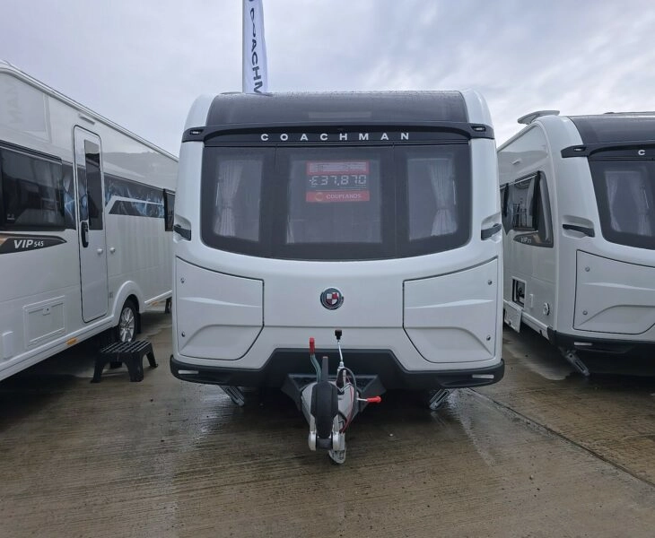 Coachman Vip 565 - Exterior - Front