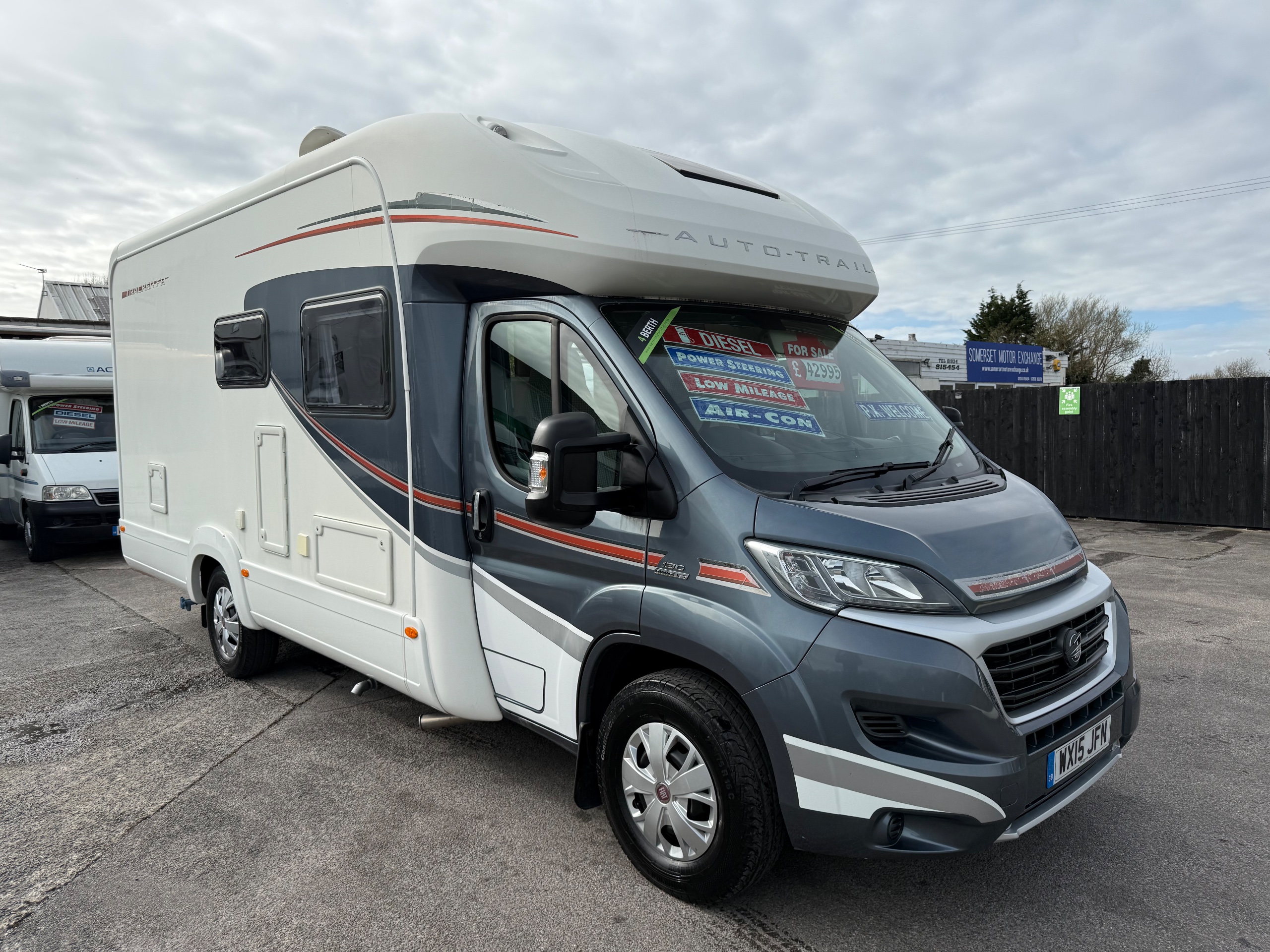 Auto-Trail Tracker FB 4 Berth Fiat Ducato - Photo 1