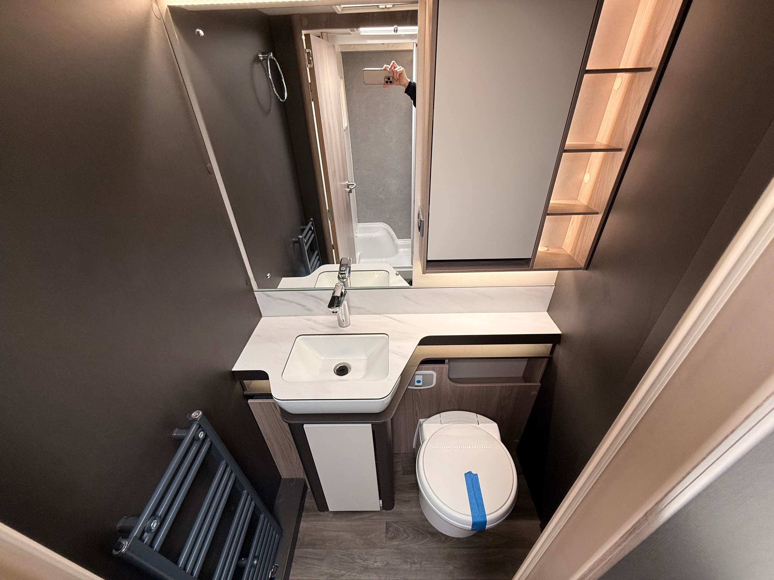 2024 Swift Elegance 760 GRANDE WITH E&P SELF LEVELLING
