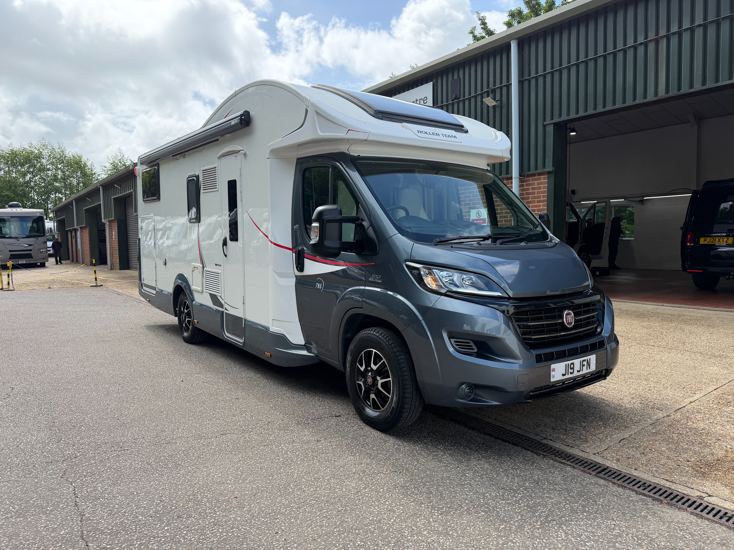 2015 Roller Team T-Line 785