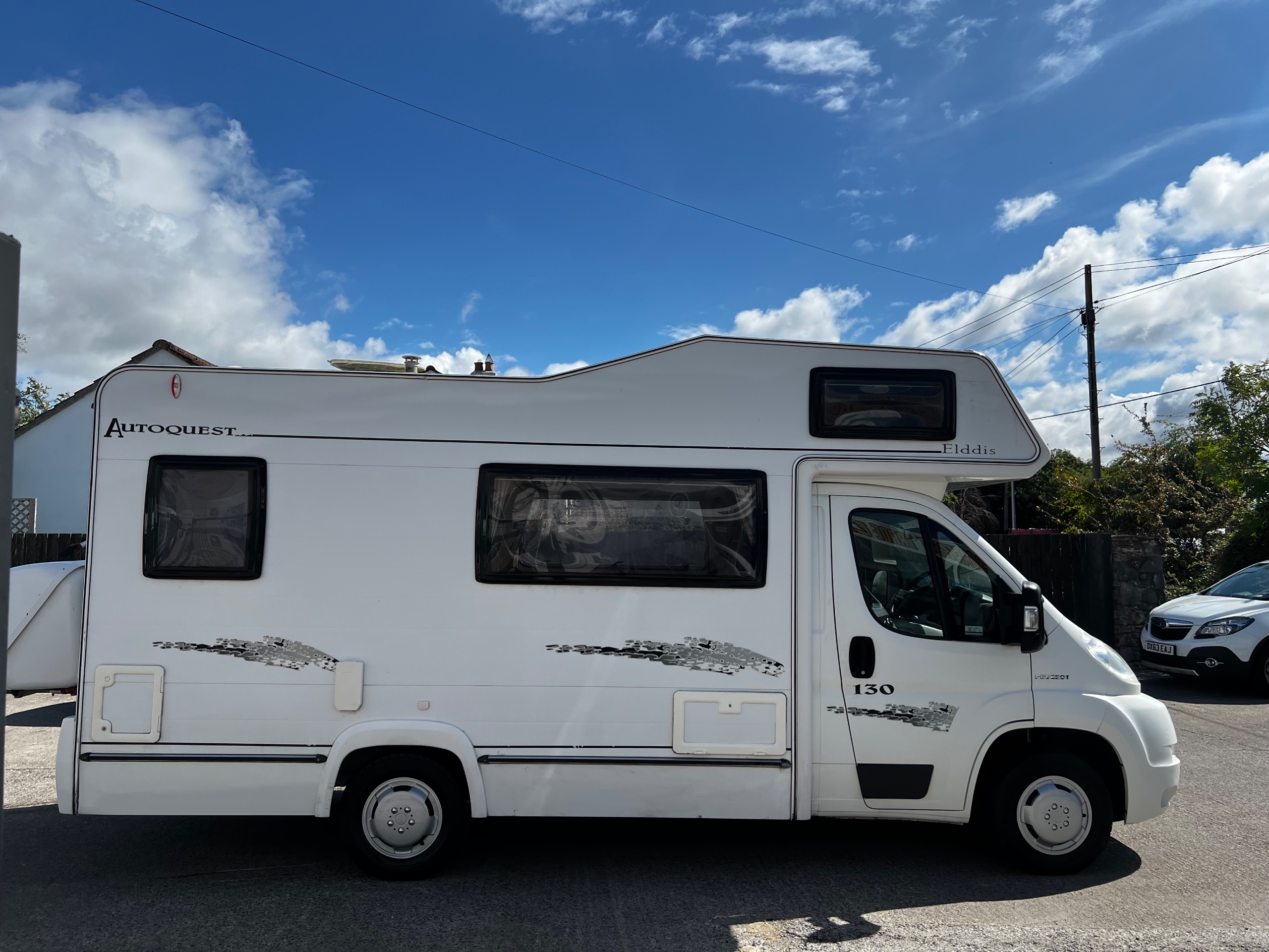 2008 Elddis Autoquest NEW MOT. . Rear belts