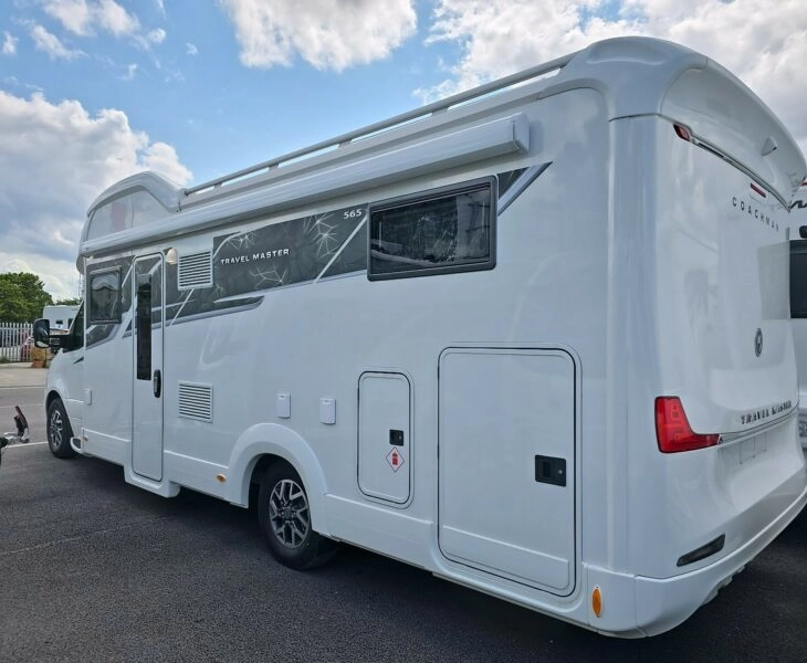 Exterior - Side
