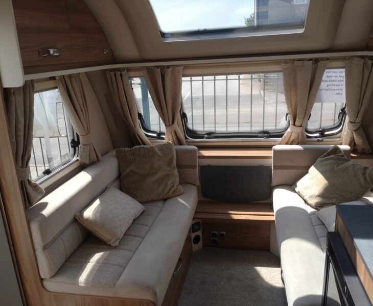 2022 Swift Sunrise 2-Berth Lightweight Caravan with Fixed Bed