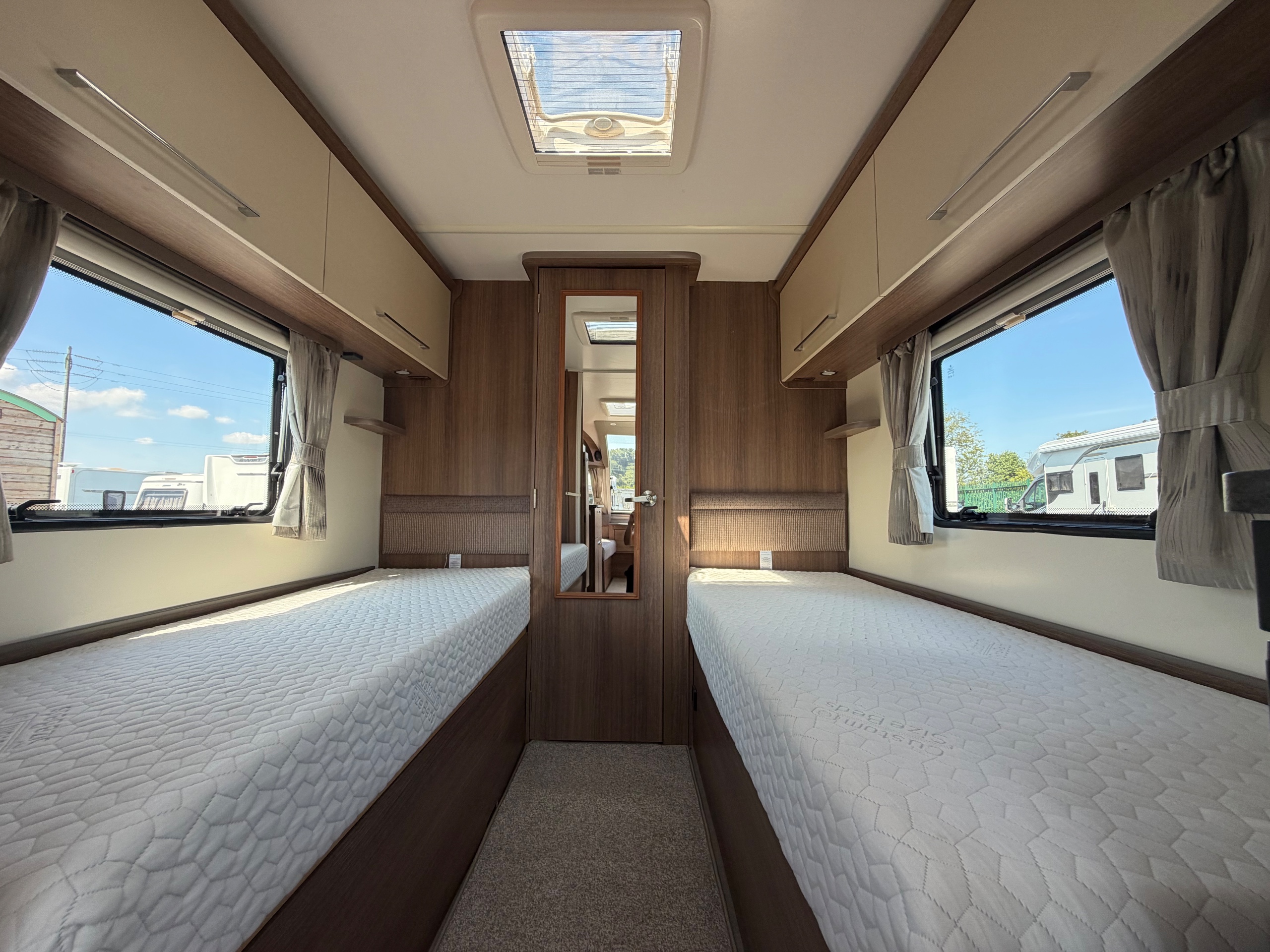 2019 Bailey Phoenix 642