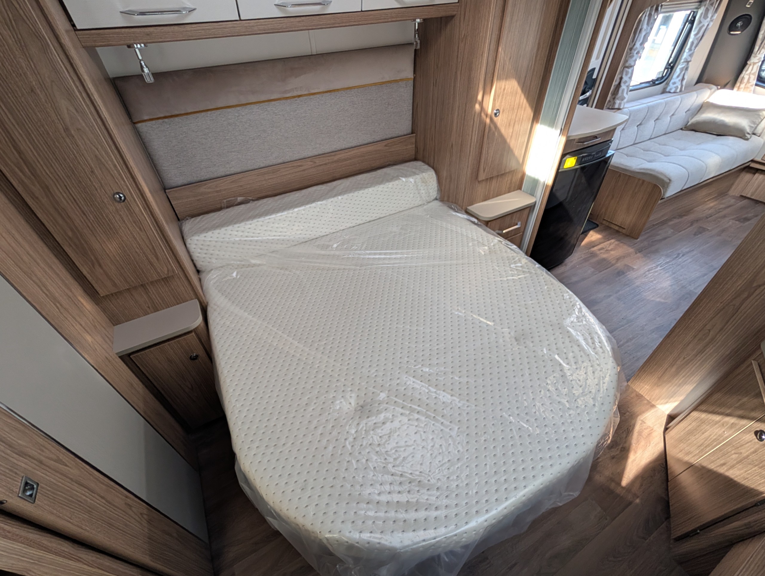 2019 Coachman VIP 575