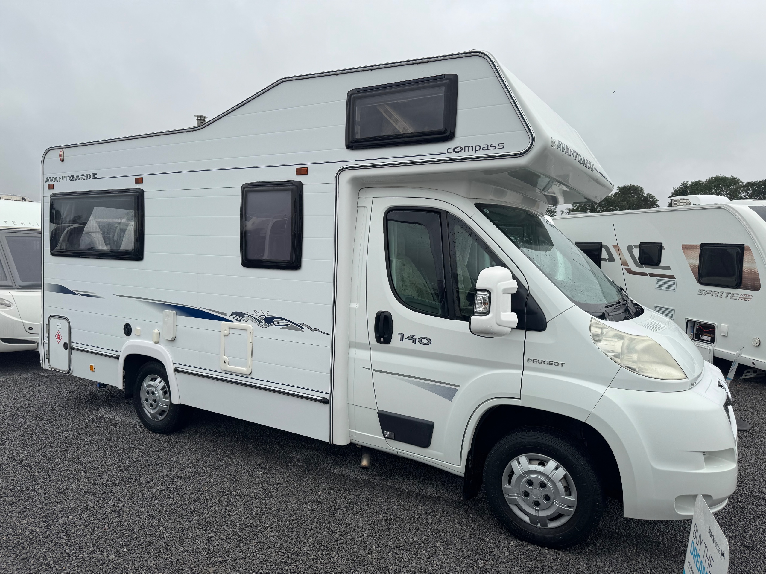 2008 Compass Avantgarde 140 PEUGEOT BOXER 2.2 HDi 333 Chassis Cab 2dr Diesel Manual FWD L2 (208 g/km, 100 bhp)