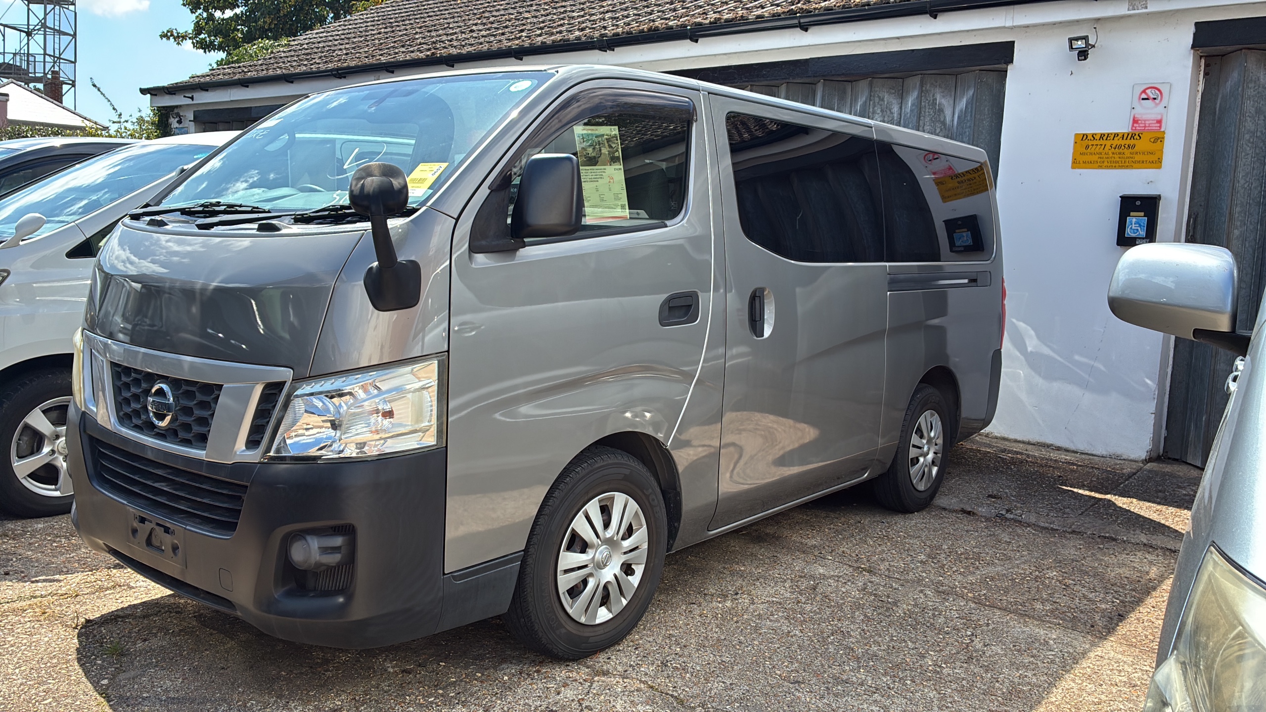 2012 Nissan NV350 CARAVAN LONG DX, 5 SEAT, LOW MILES 2.0 PETROL AUTOMATIC AIR CONDITIOING, PERFECT BASE VEHICLE FOR A CAMPER CONVERSION
