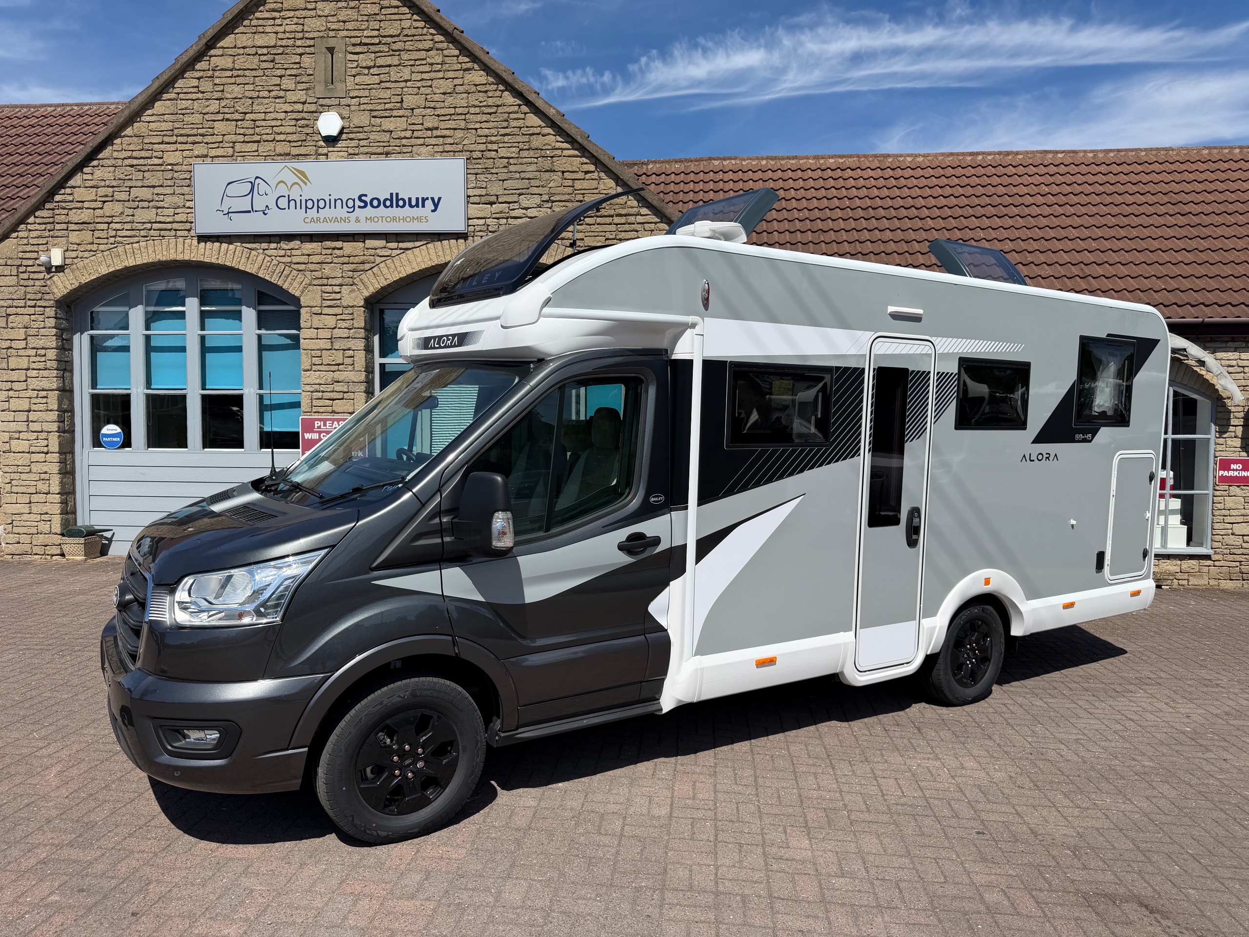 Bailey Alora 694S special edition