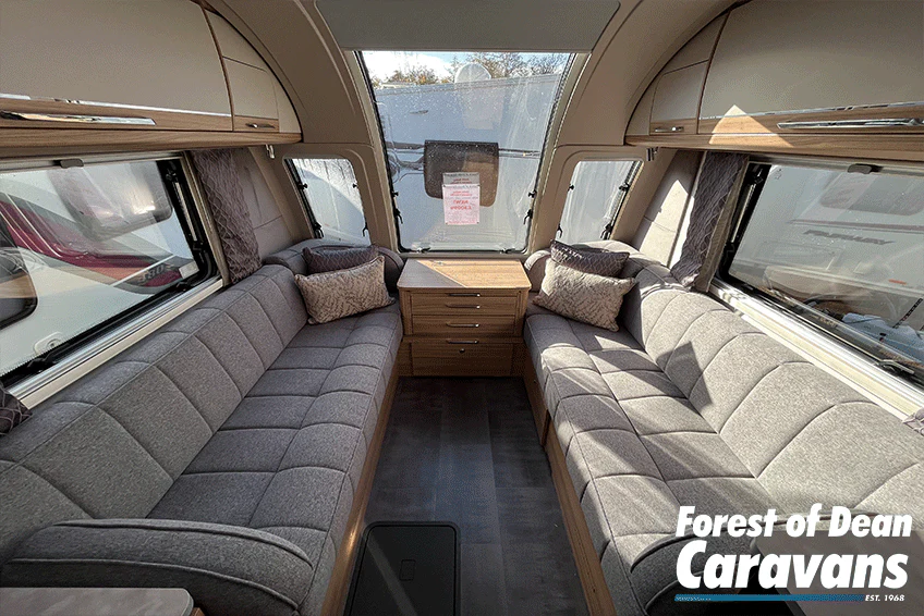 New Bailey Unicorn Seville 2024 2-Berth End-Washroom Caravan - Photo 1