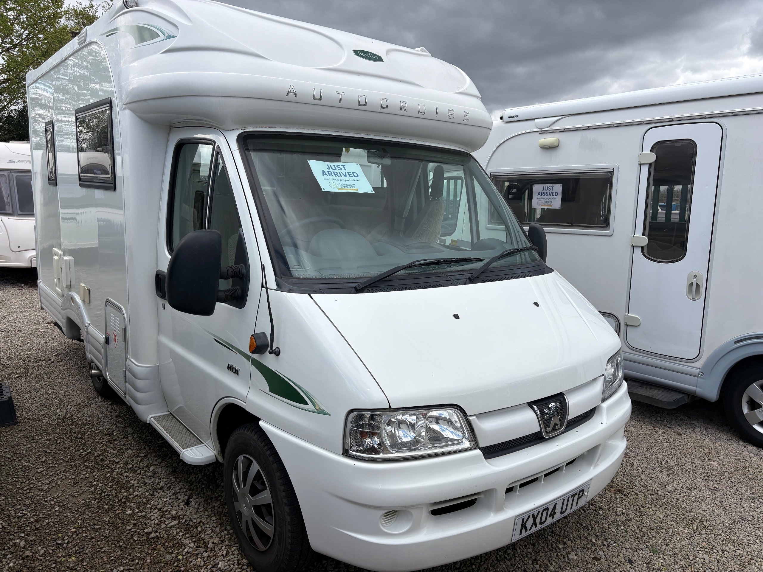 2004 Autocruise Starfire - Exterior - Front