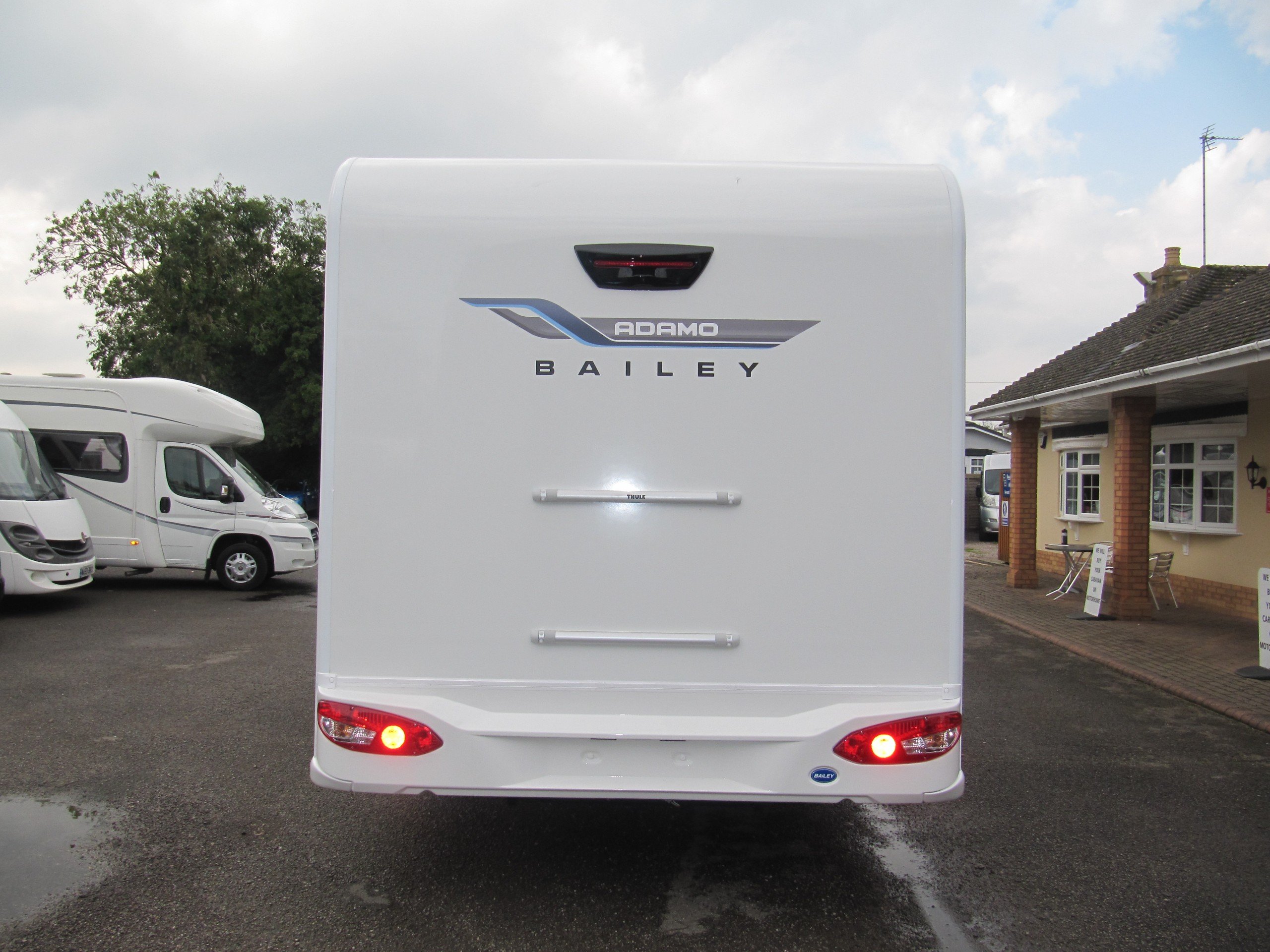 Exterior - Rear