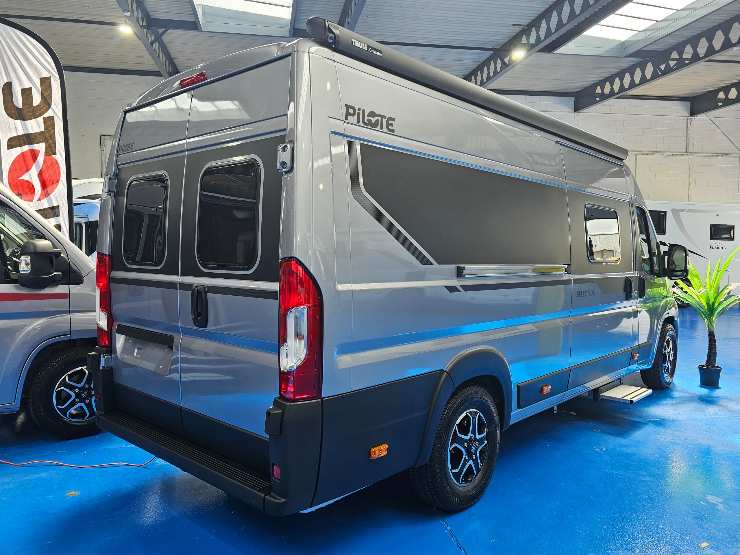 2027 Pilote Expression V630B Selection