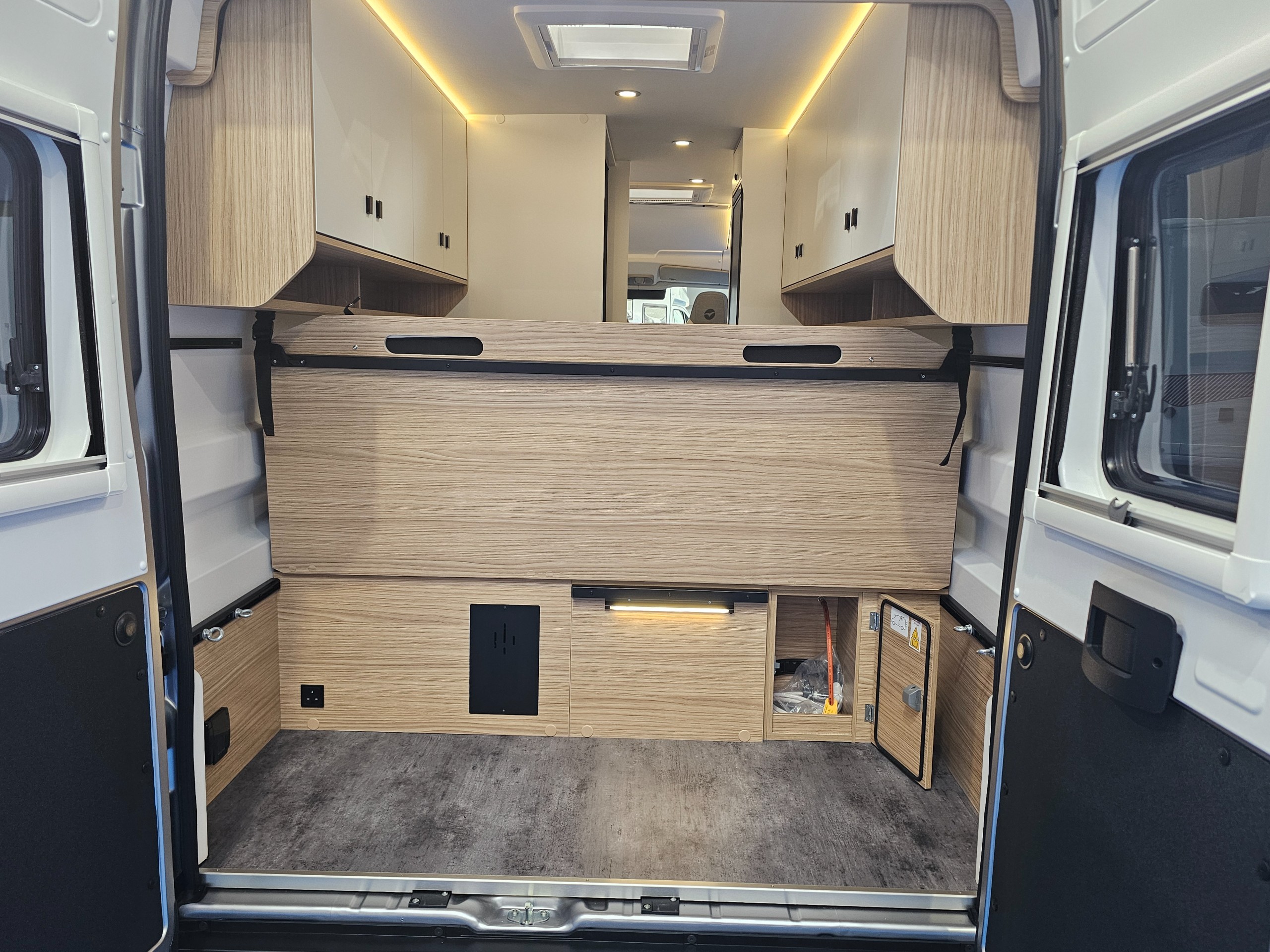 2027 Pilote Expression V630B Selection