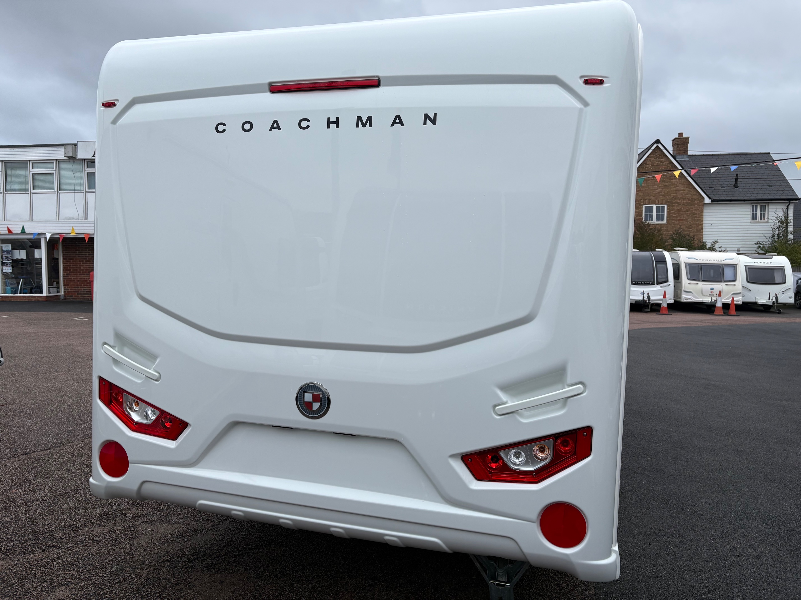 Coachman VIP 565