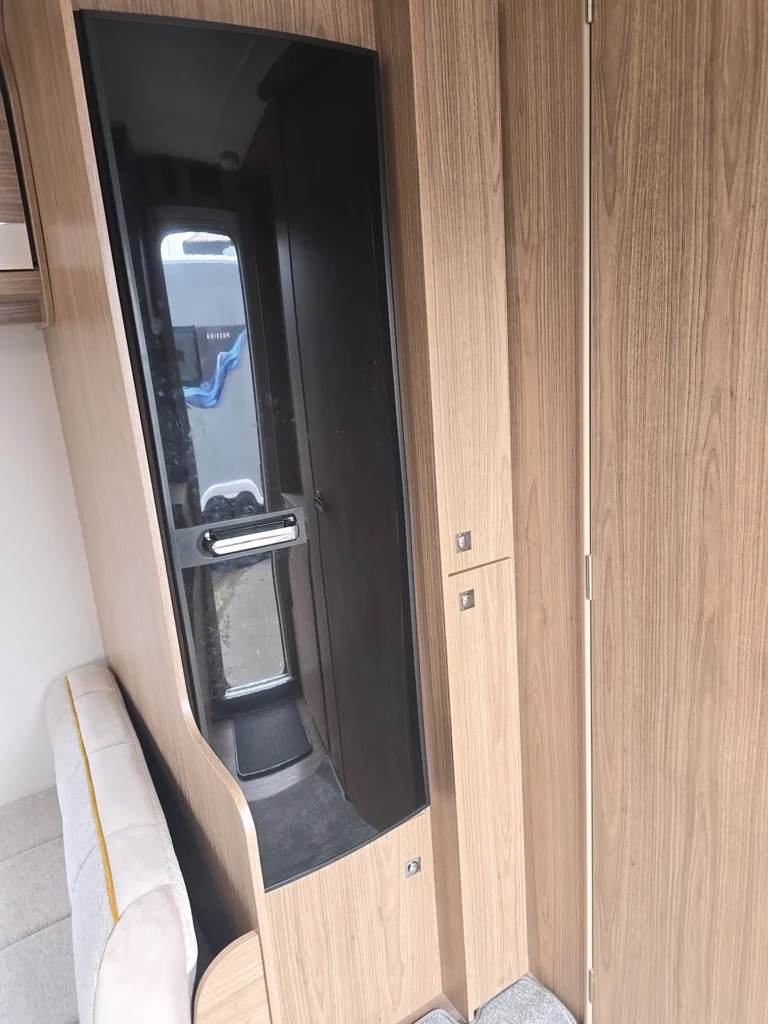 2000 Coachman Vip