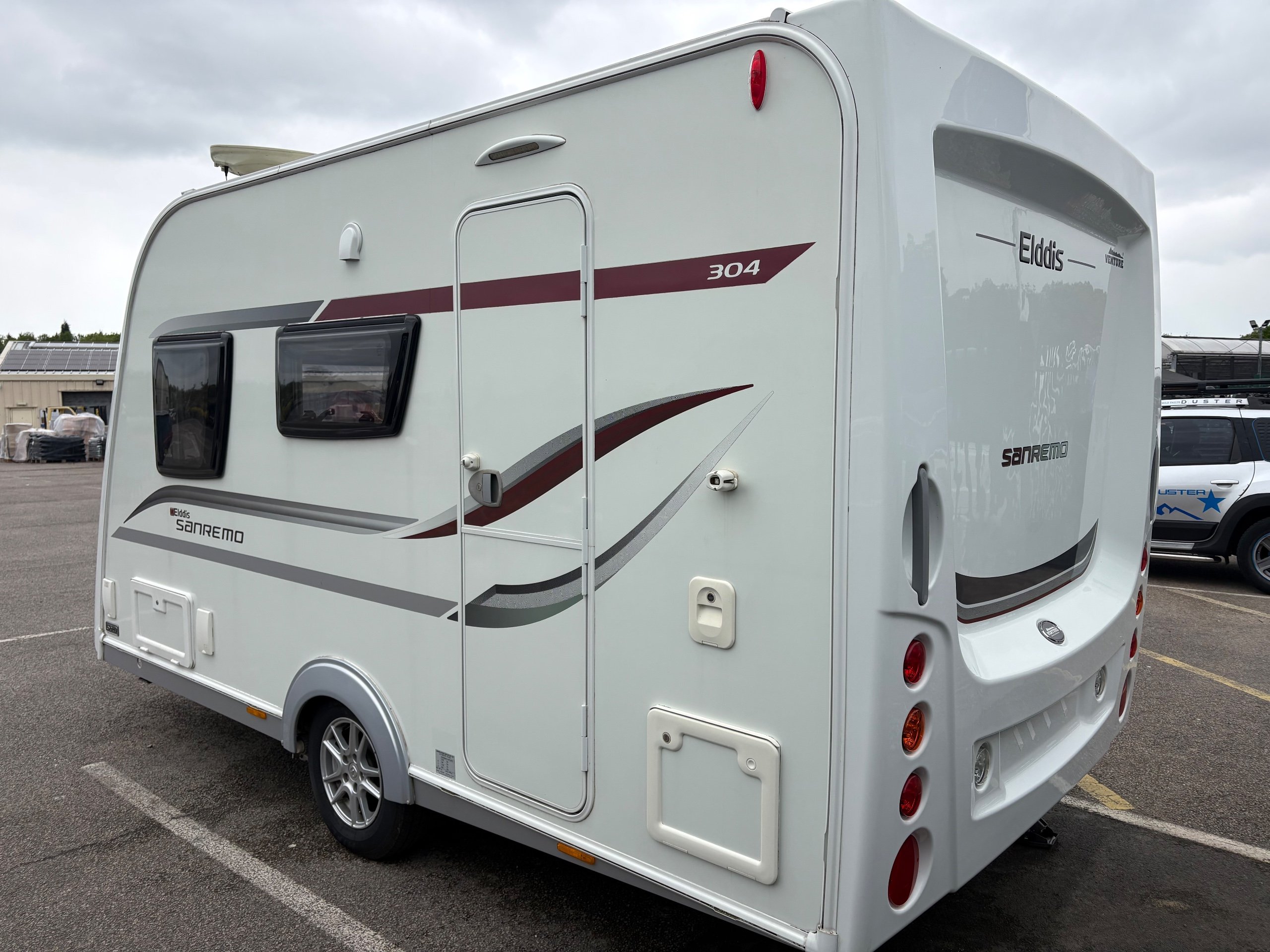 Exterior - Rear
