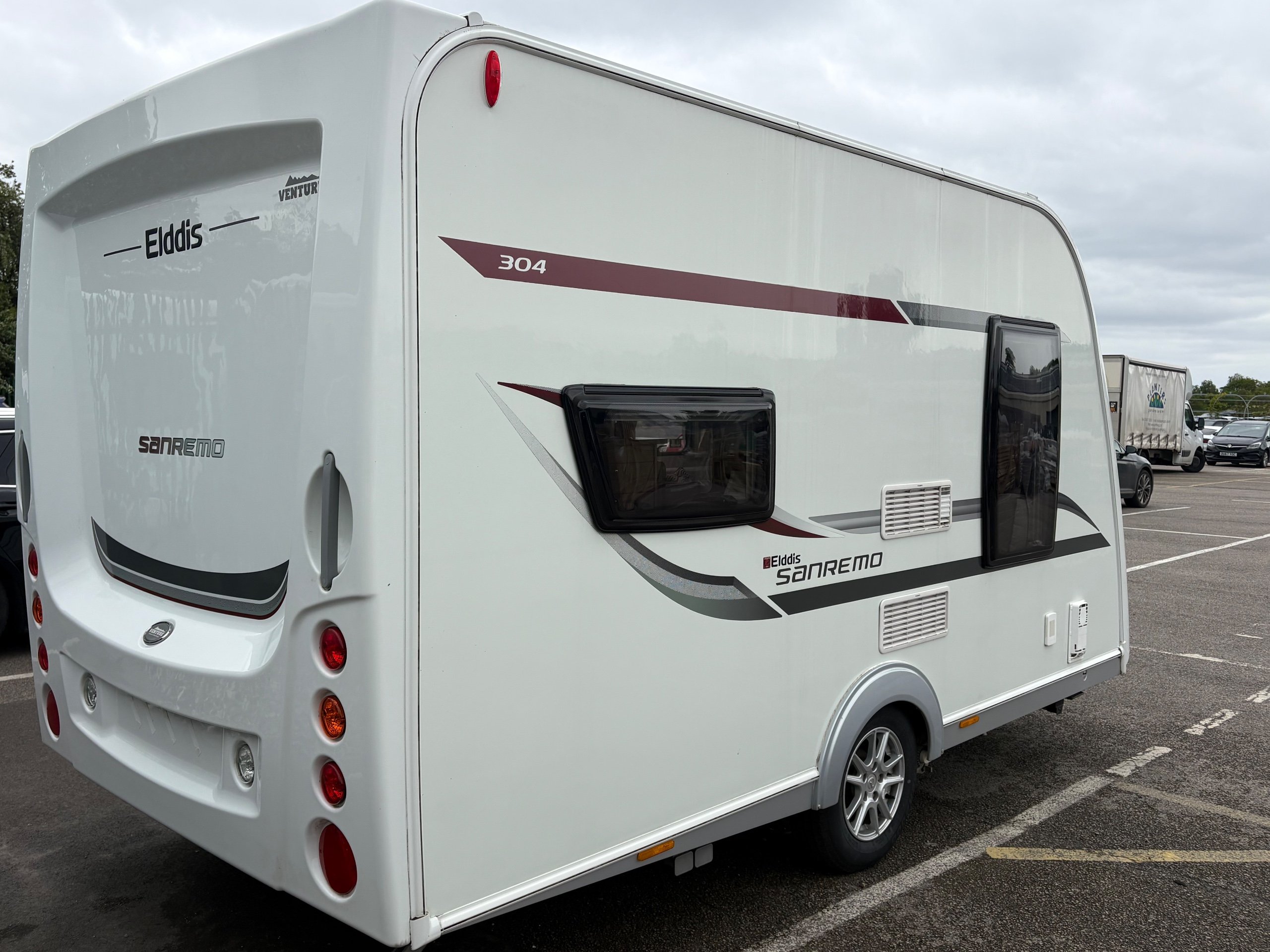 Exterior - Rear