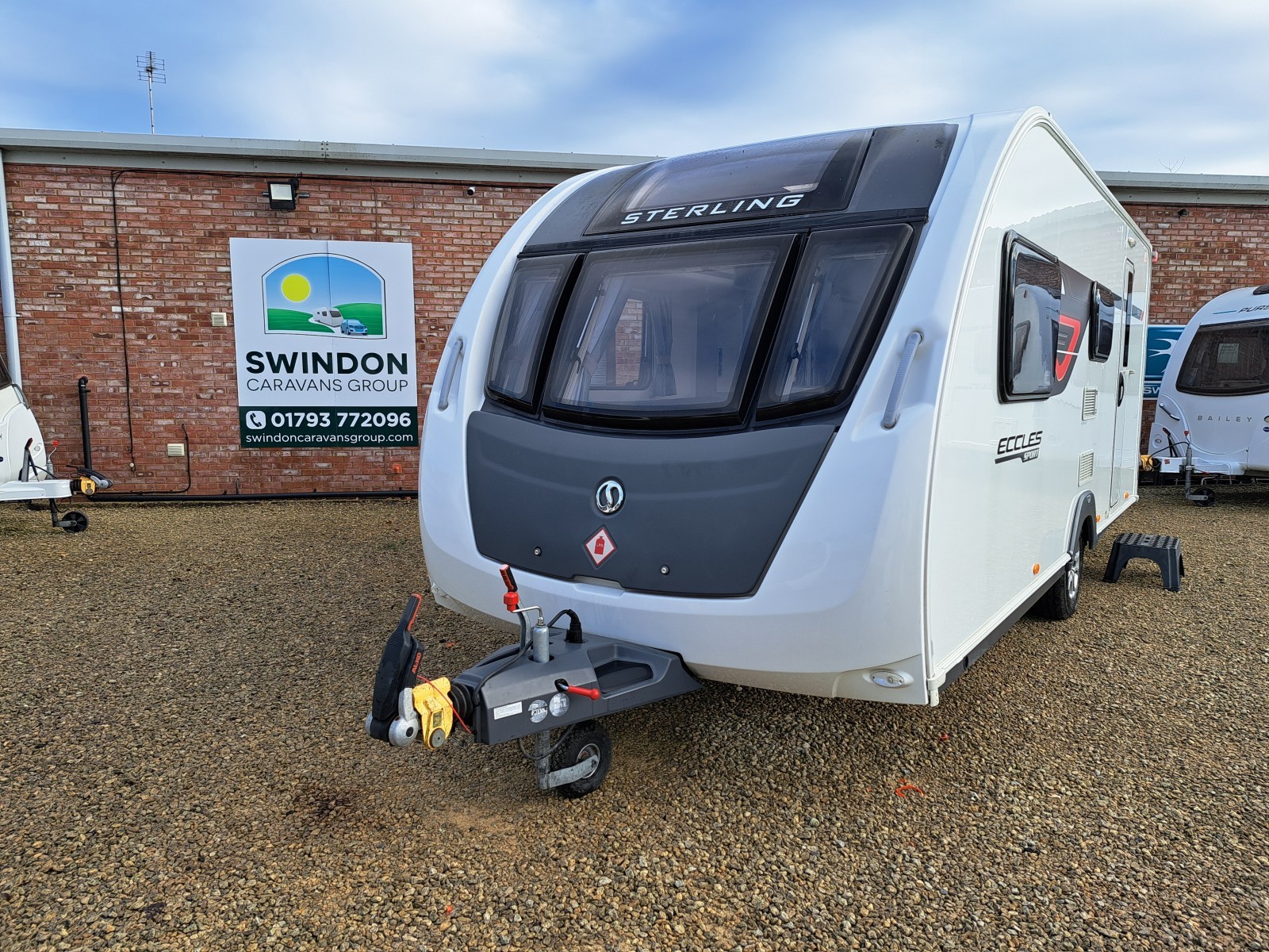 Sterling Eccles Sport - Exterior - Front