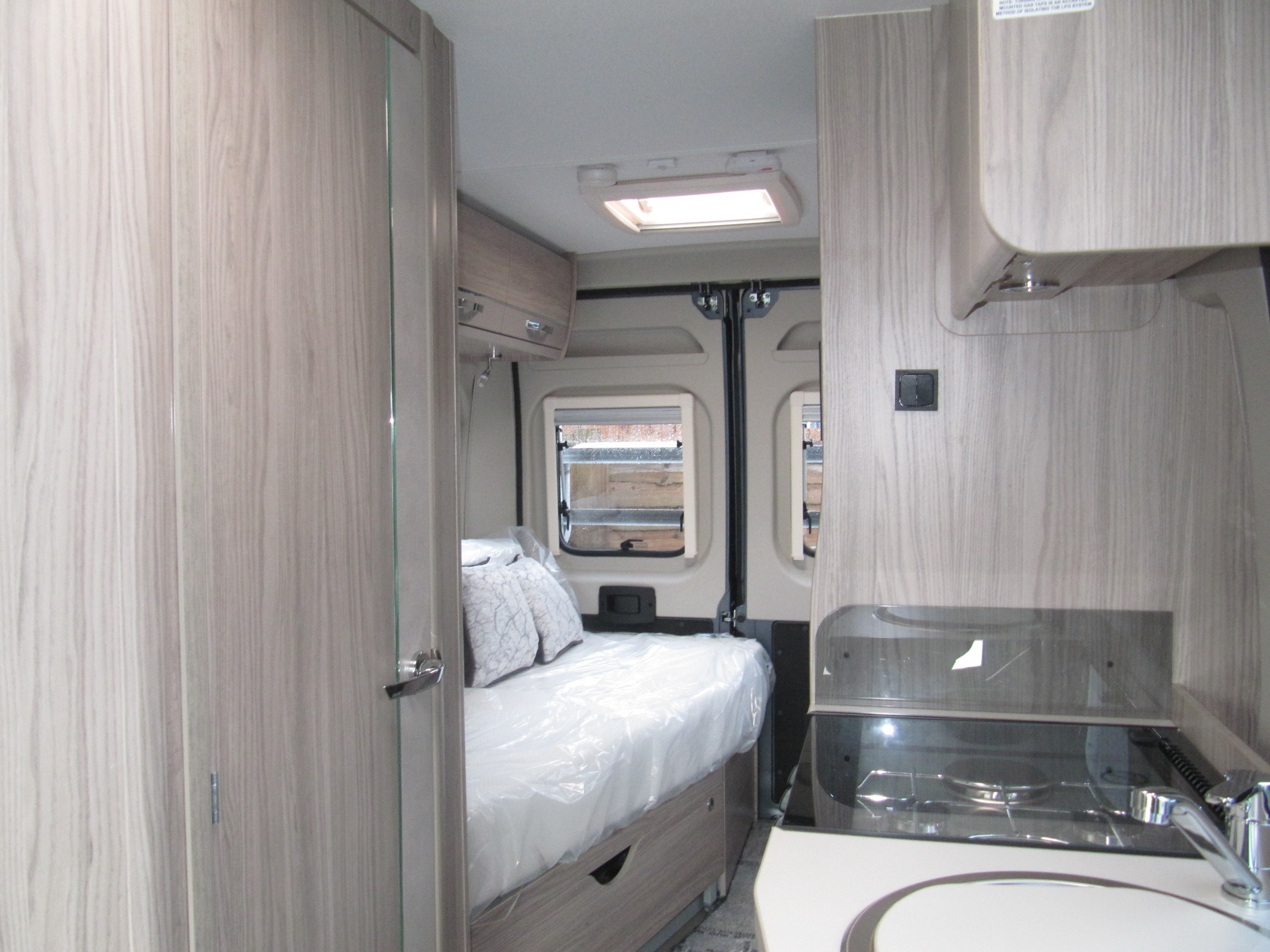 2027 Elddis Autoquest CV60 Magnum GTV