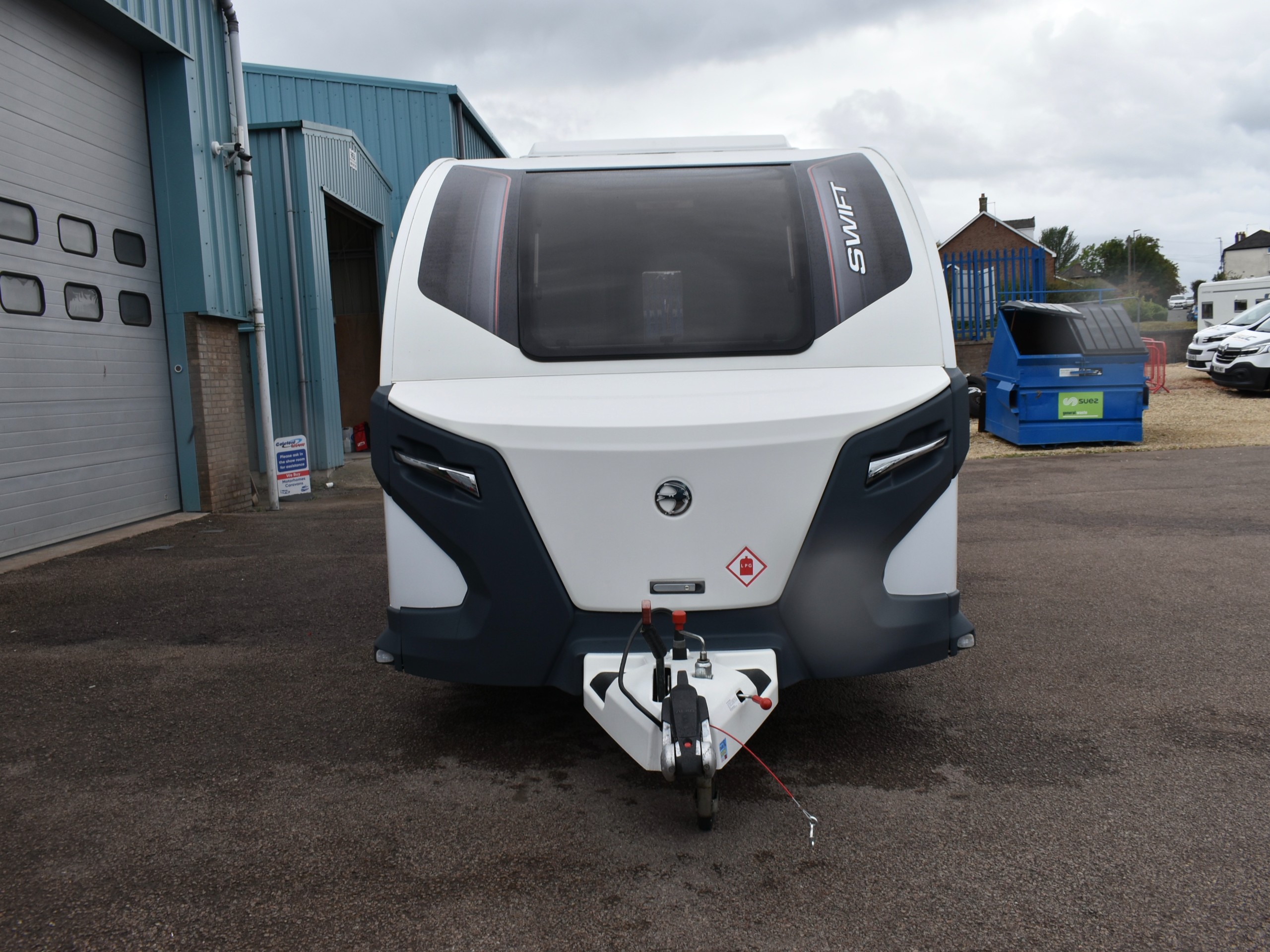 Exterior - Front