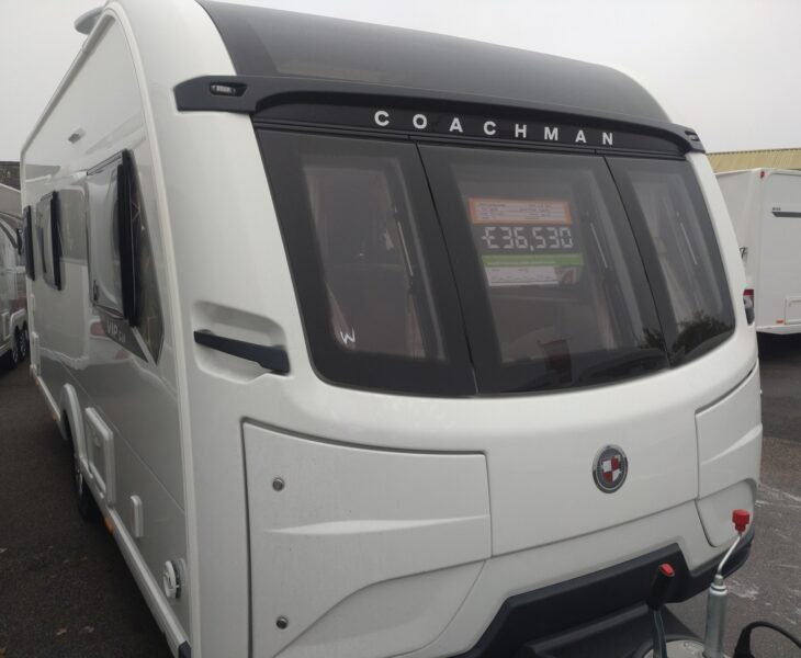2025 Coachman VIP 520 - 4-Berth Caravan with End-Washroom