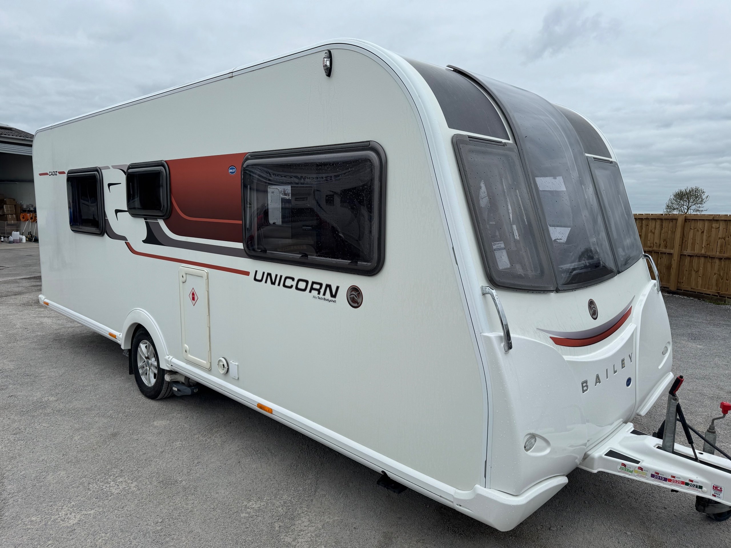2015 Bailey Unicorn Cadiz - Exterior - Front