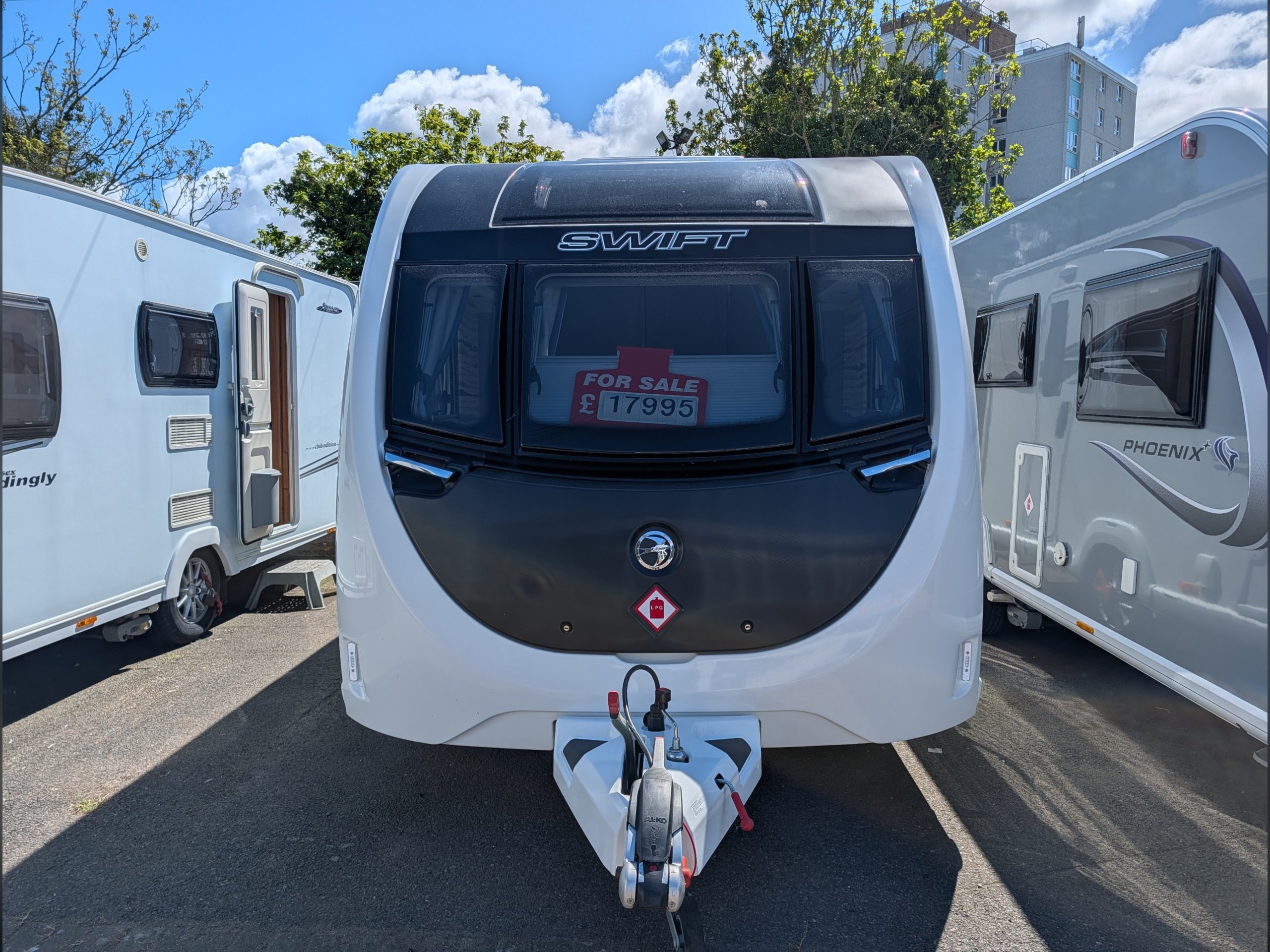 2024 Swift Sprite Alpine 2 - Exterior - Front