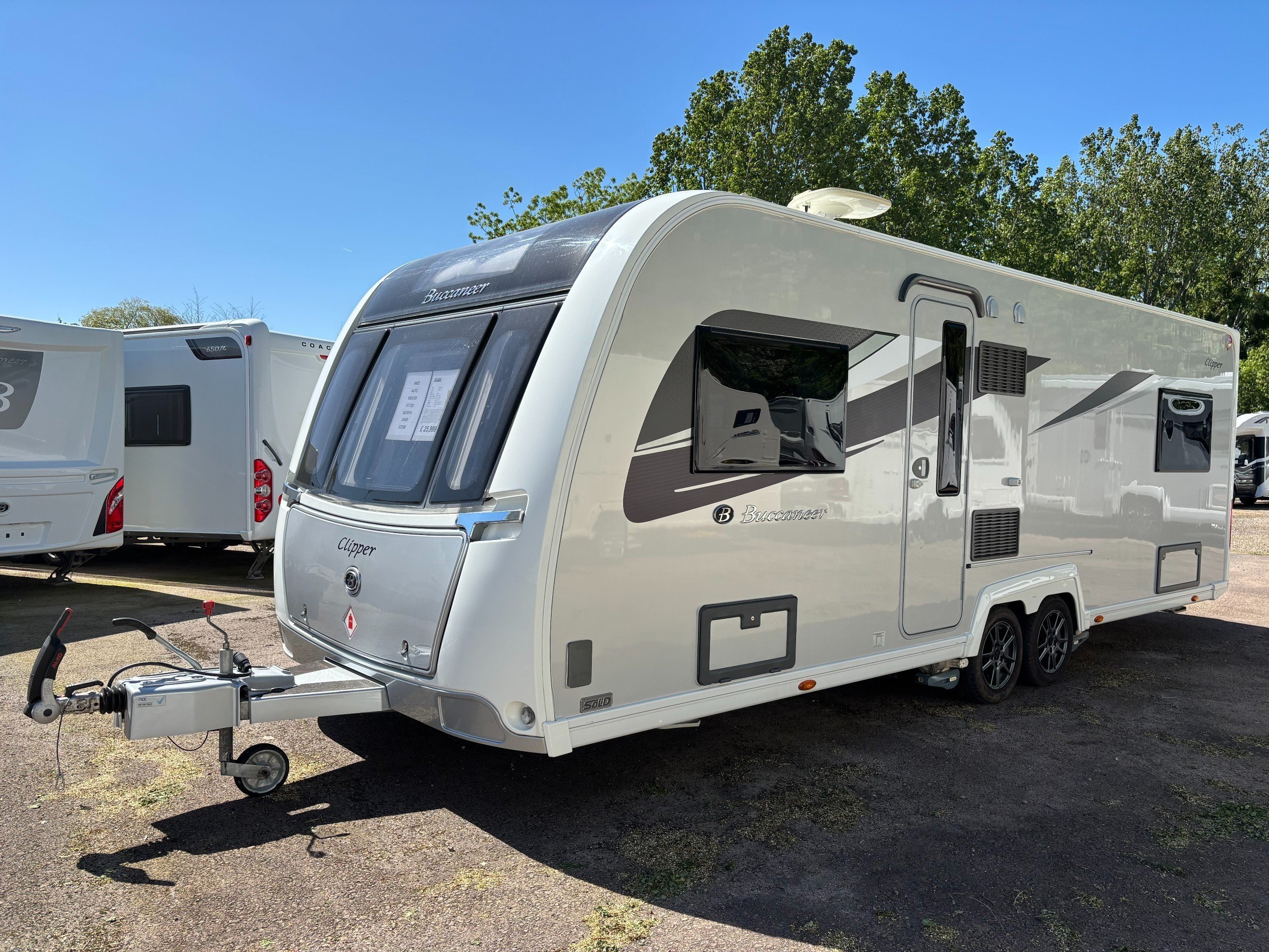 Exterior - Front