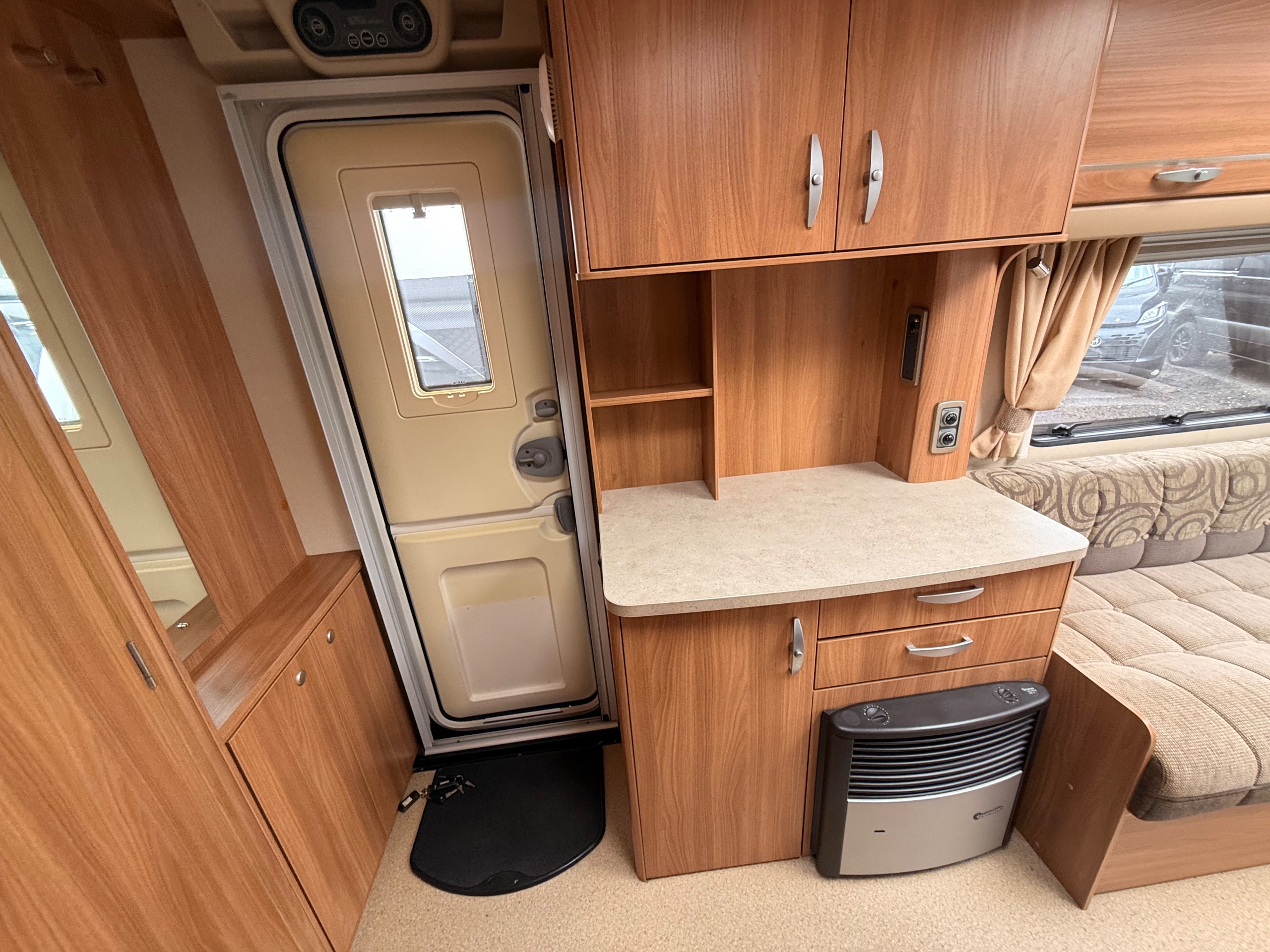2011 Swift Challenger 480
