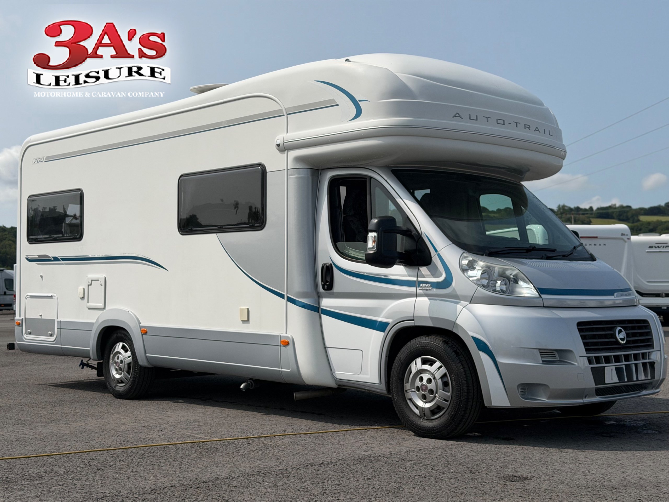 2012 Auto-Trail Apache 700