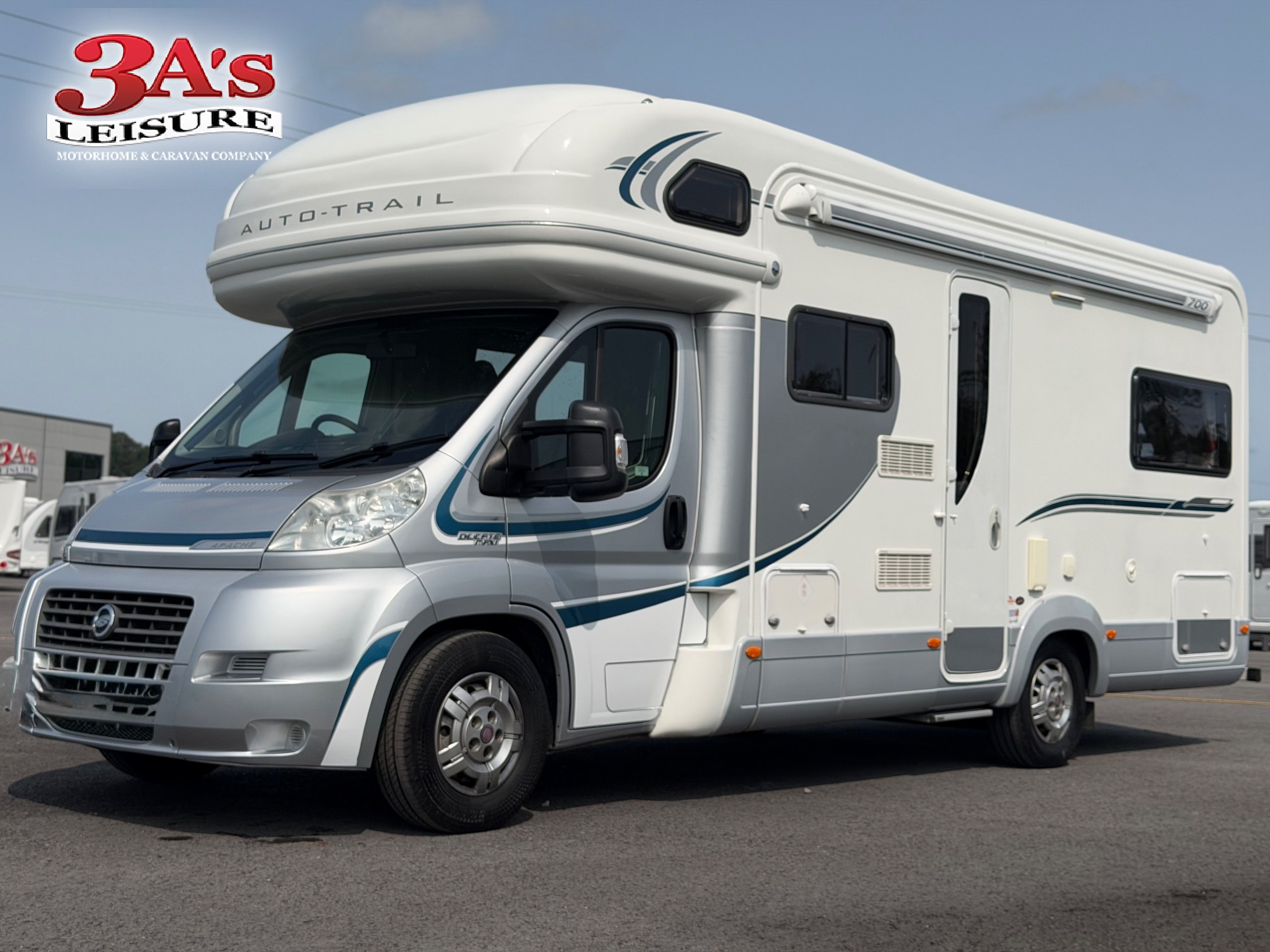 2012 Auto-Trail Apache 700