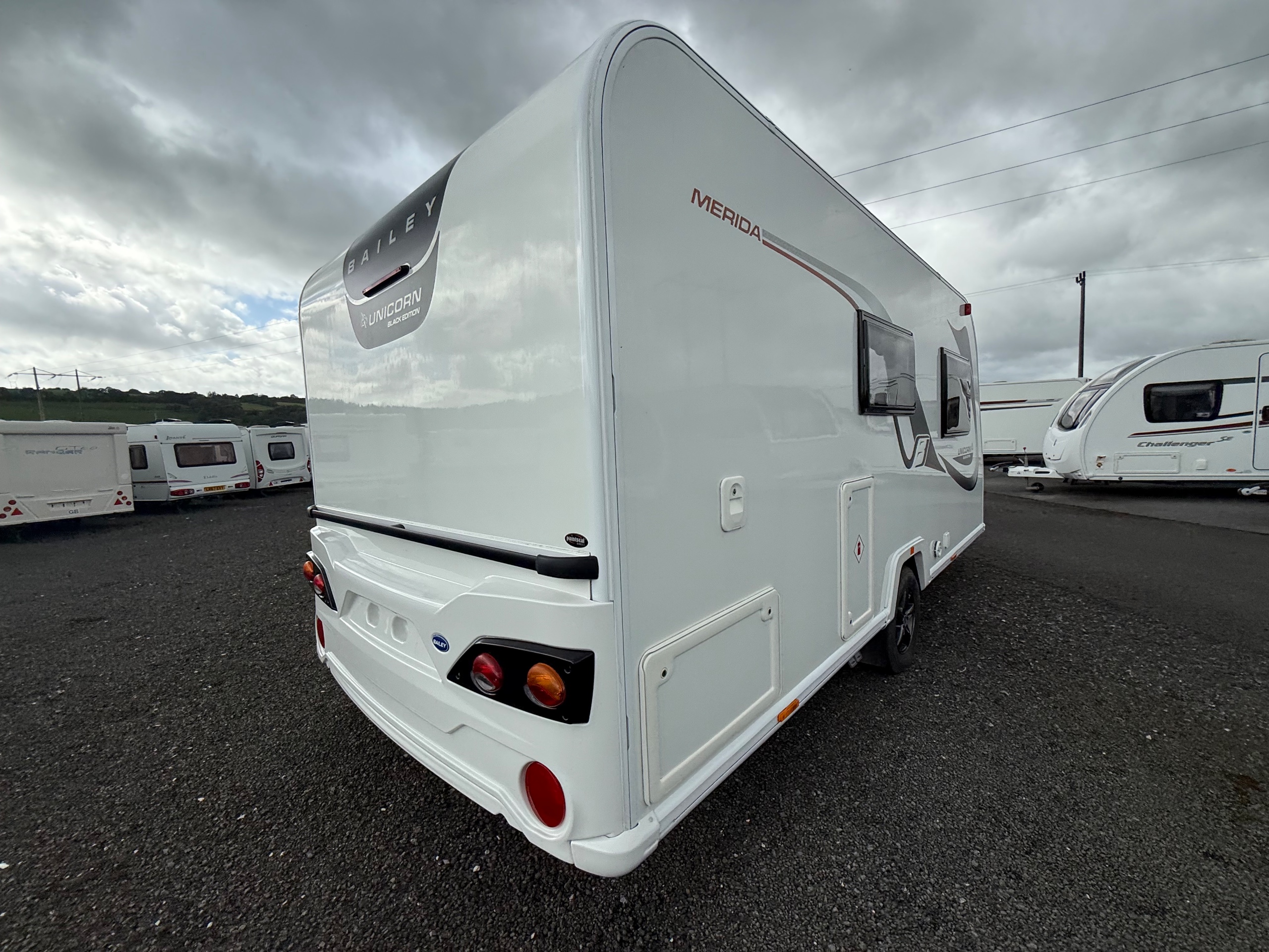 2020 Bailey Unicorn Merida BLACK EDITION