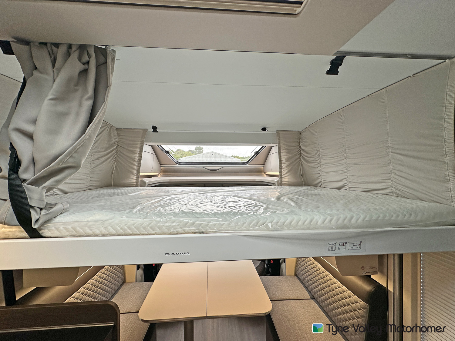 2026 Adria Matrix Supreme 670DC